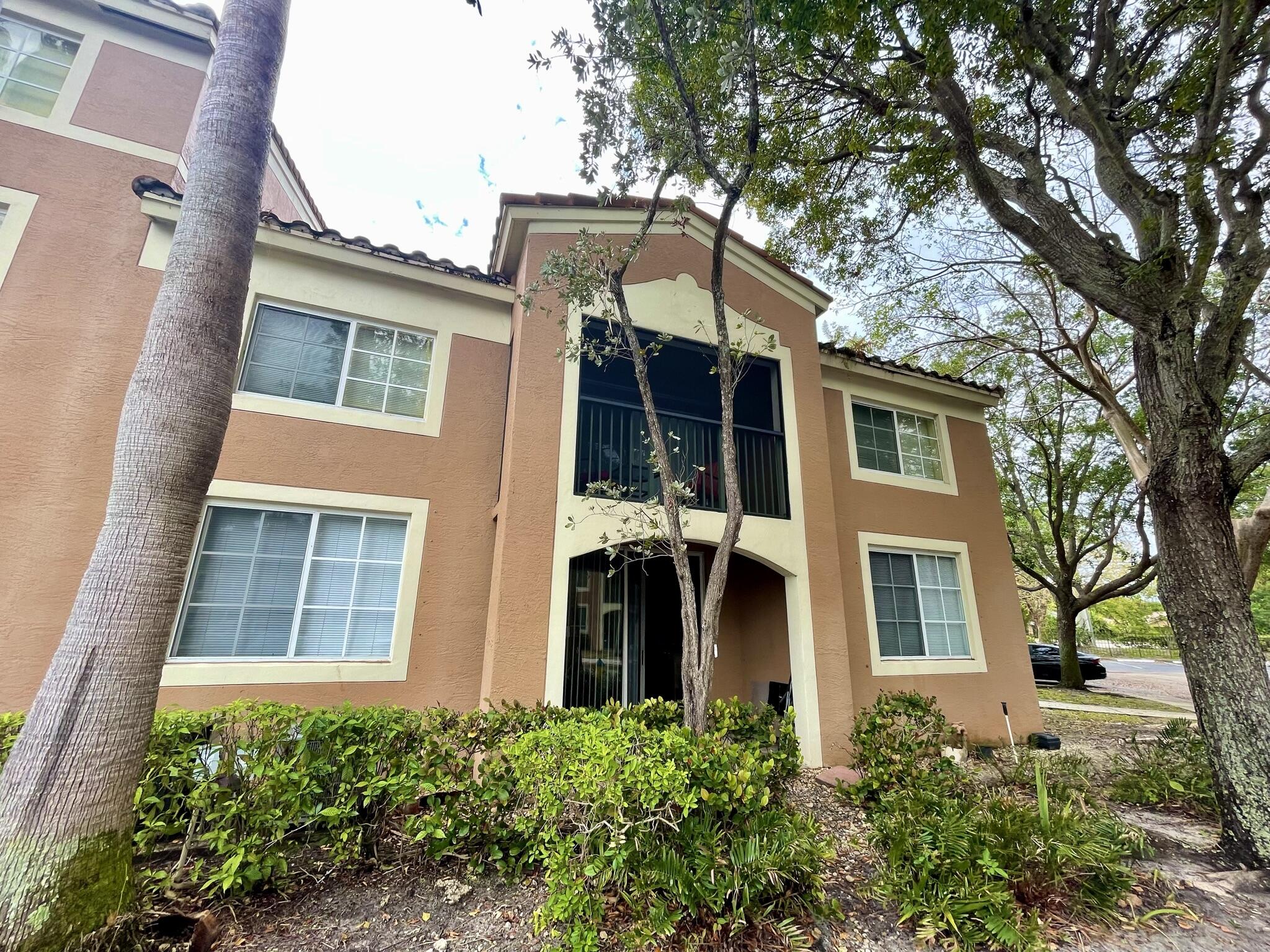 4856 N State Rd 7 #1207, Coconut Creek FL 33073