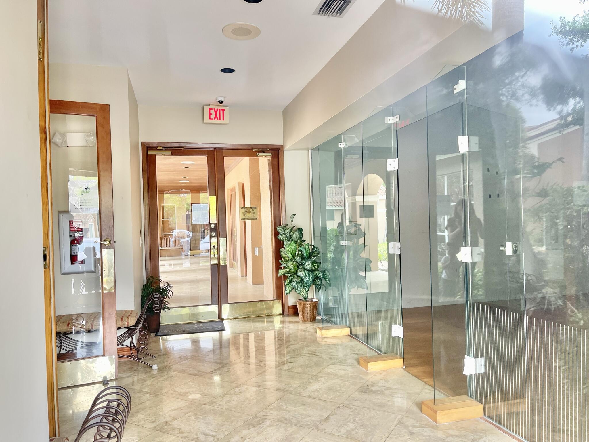 4856 N State Rd 7 #1207, Coconut Creek FL 33073