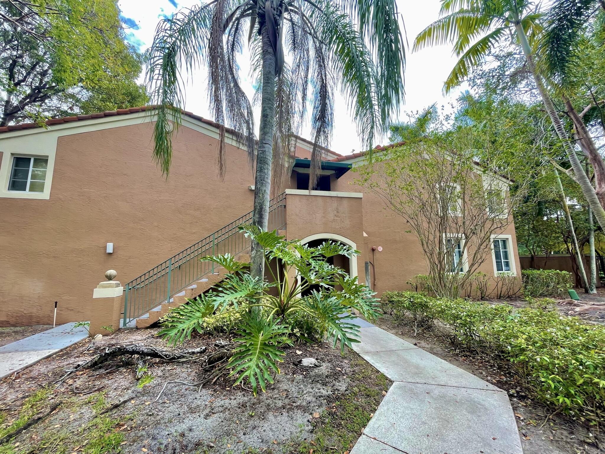 4856 N State Rd 7 #1207, Coconut Creek FL 33073