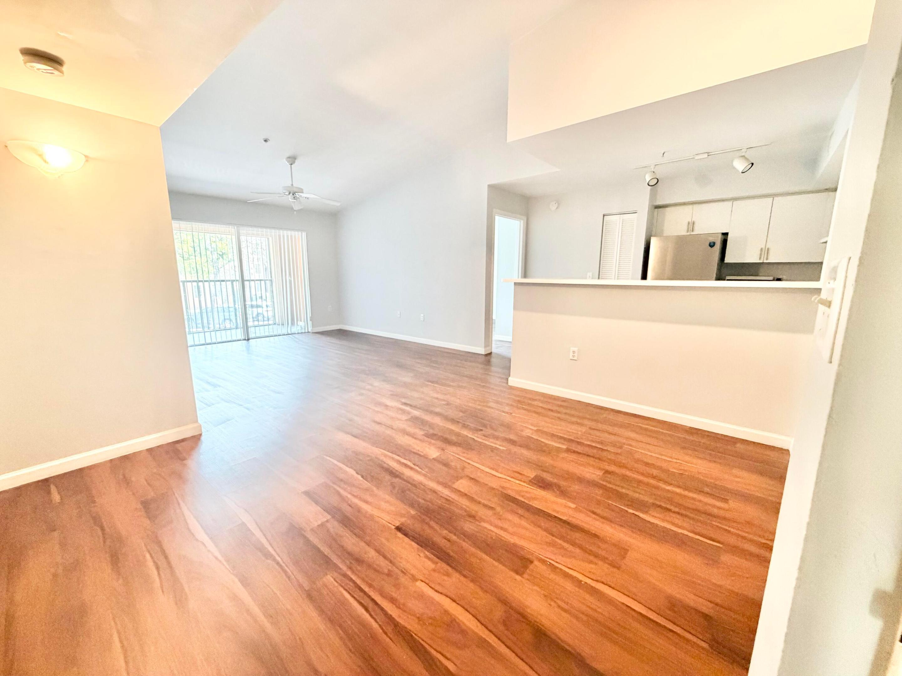 4856 N State Rd 7 #1207, Coconut Creek FL 33073