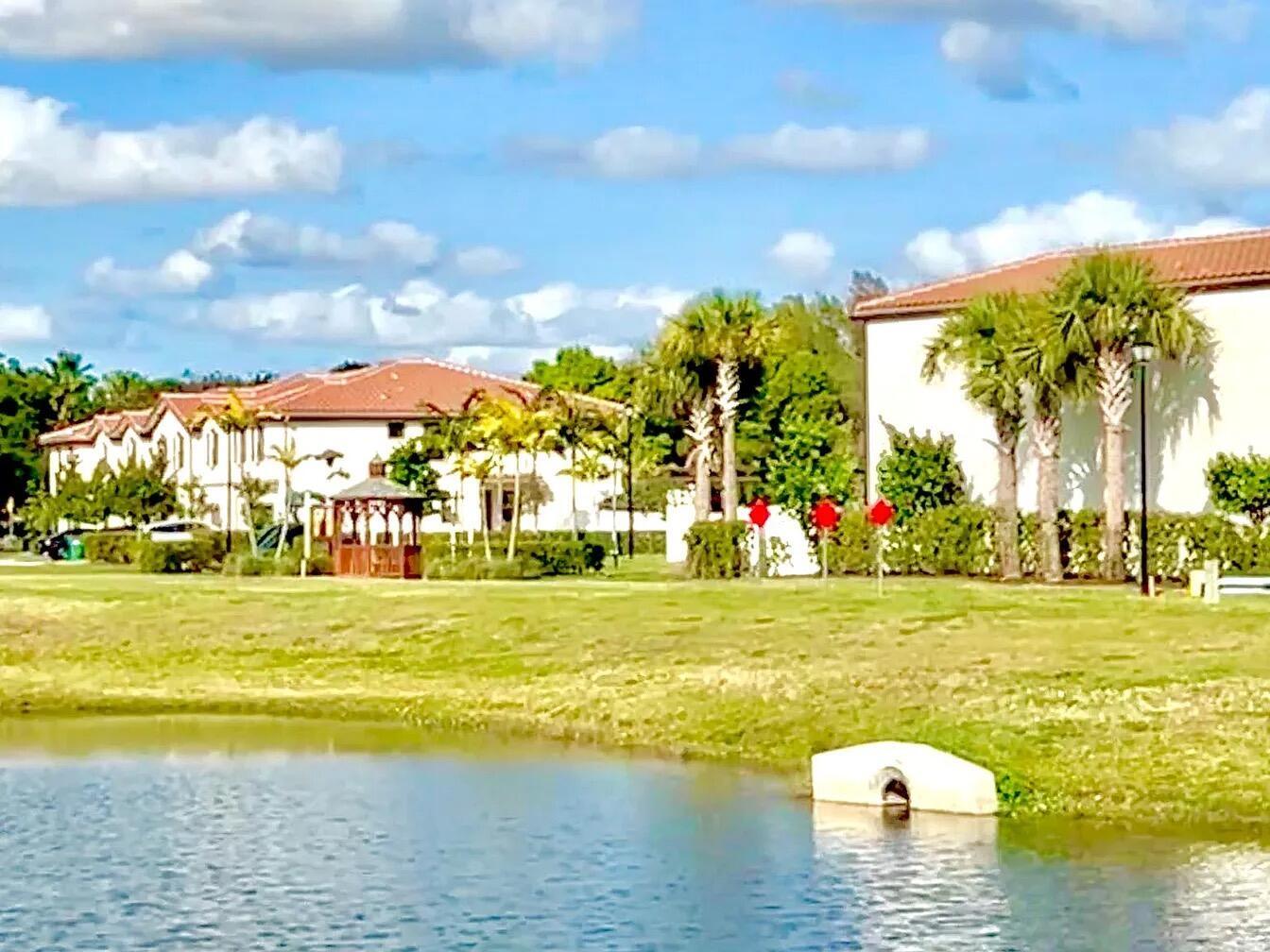 3016 King Palm, Riviera Beach FL 33410