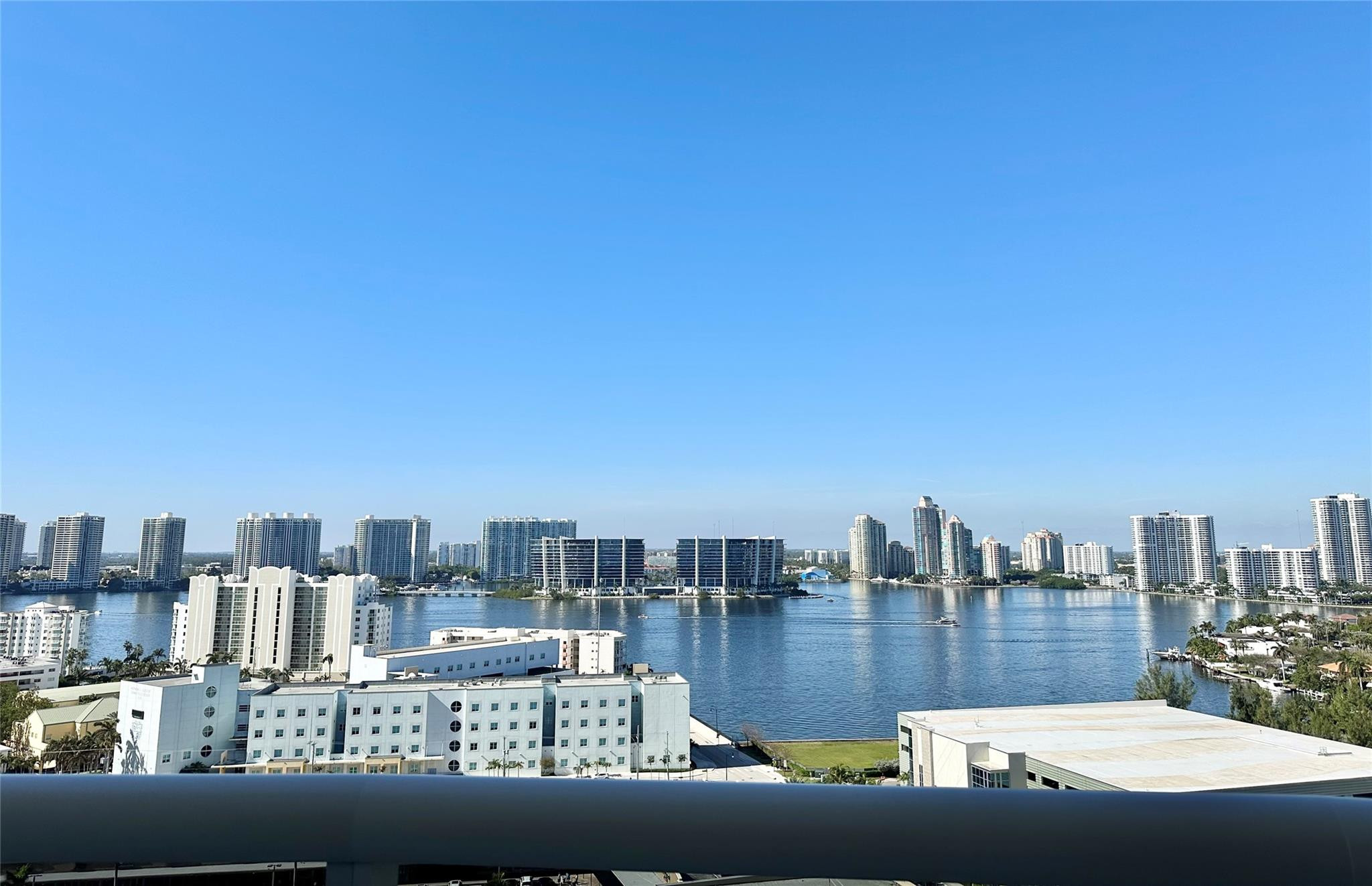 18201 Collins #1901, Sunny Isles Beach FL 33160