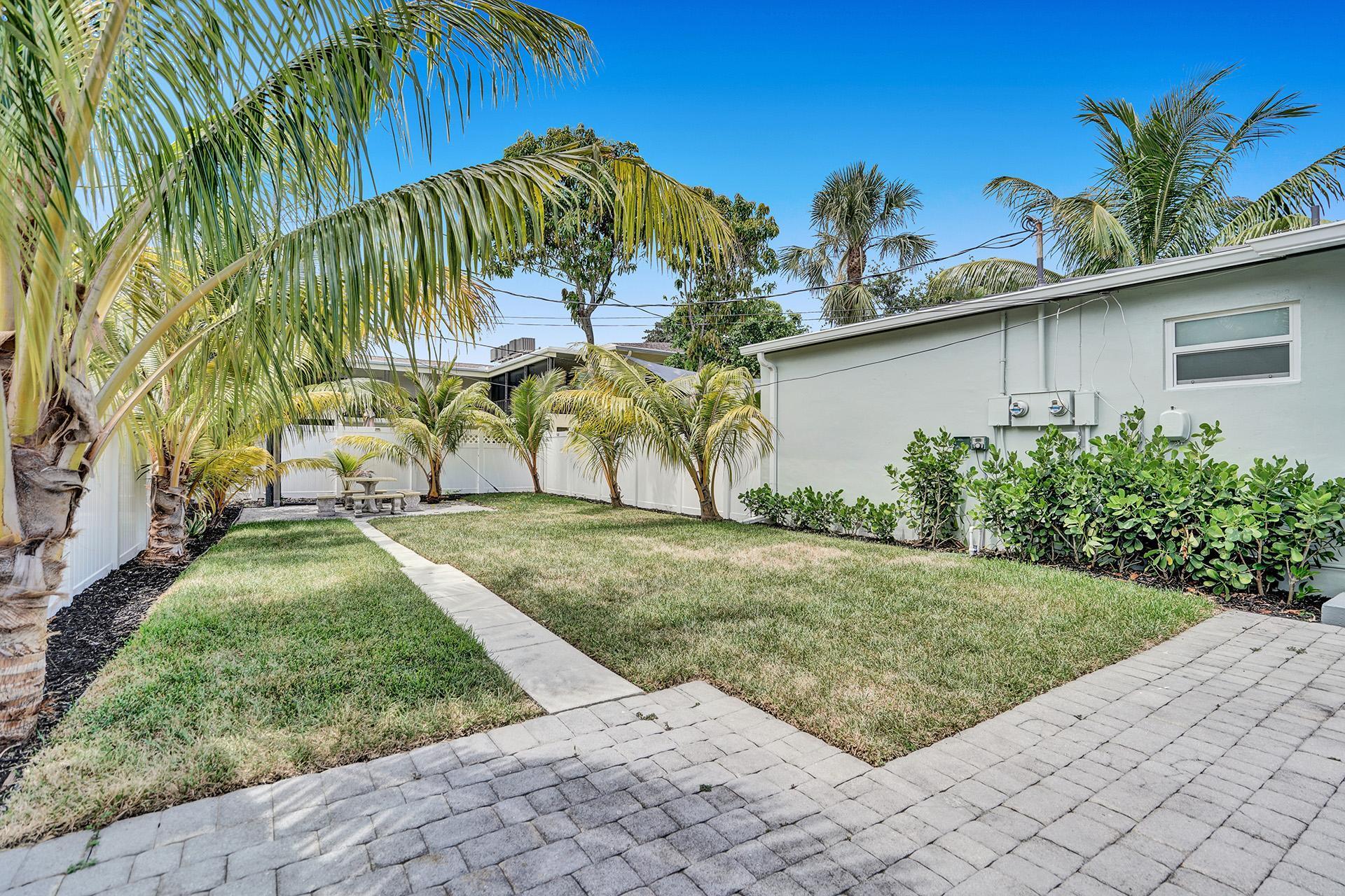 1969 NE 5th #1-2, Deerfield Beach FL 33441