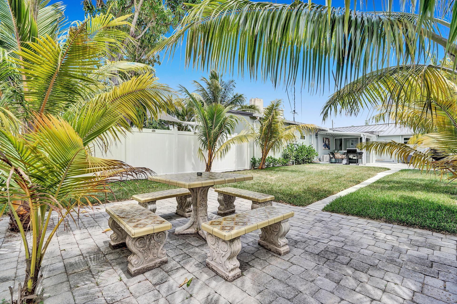1969 NE 5th #1-2, Deerfield Beach FL 33441
