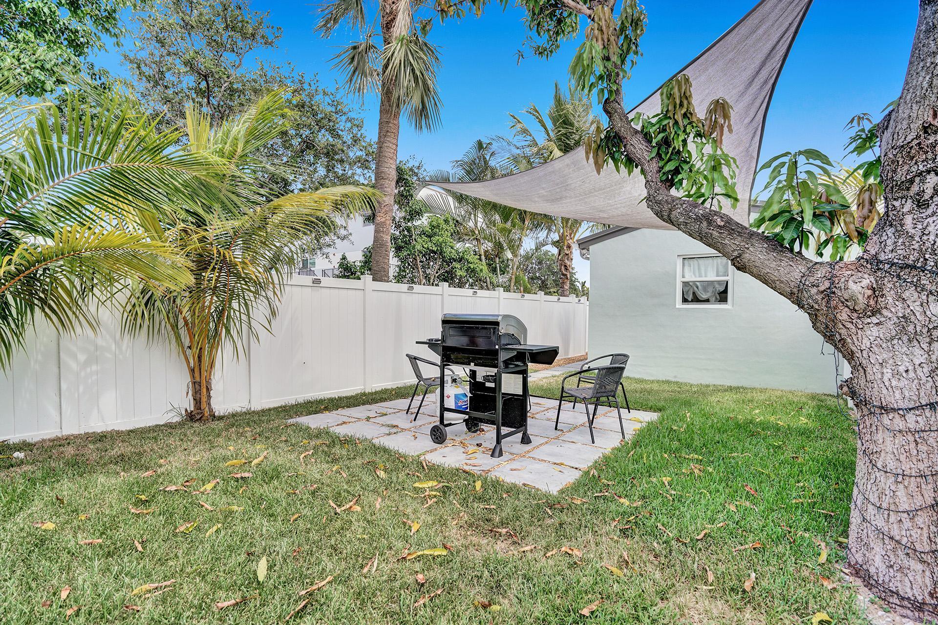 1969 NE 5th #1-2, Deerfield Beach FL 33441