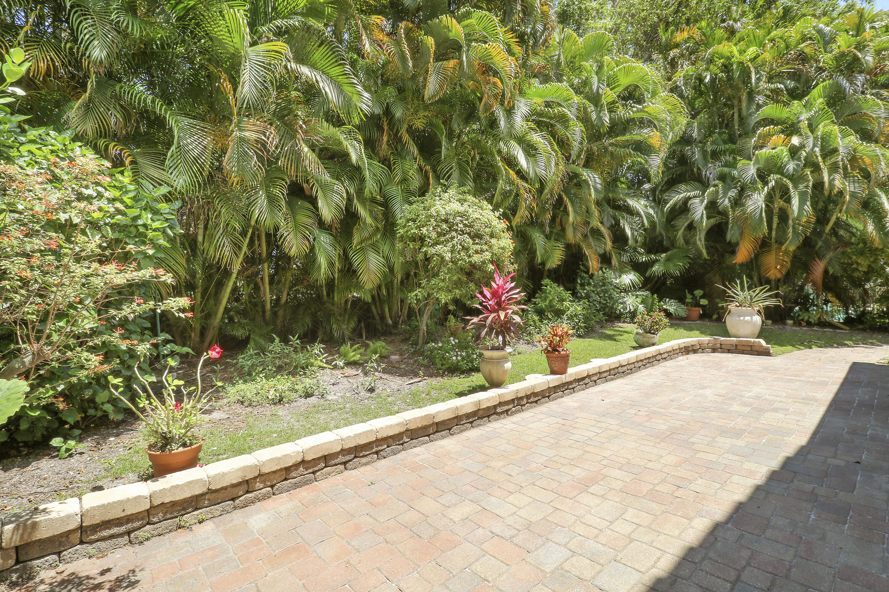 12 Grand Bay, Juno Beach FL 33408