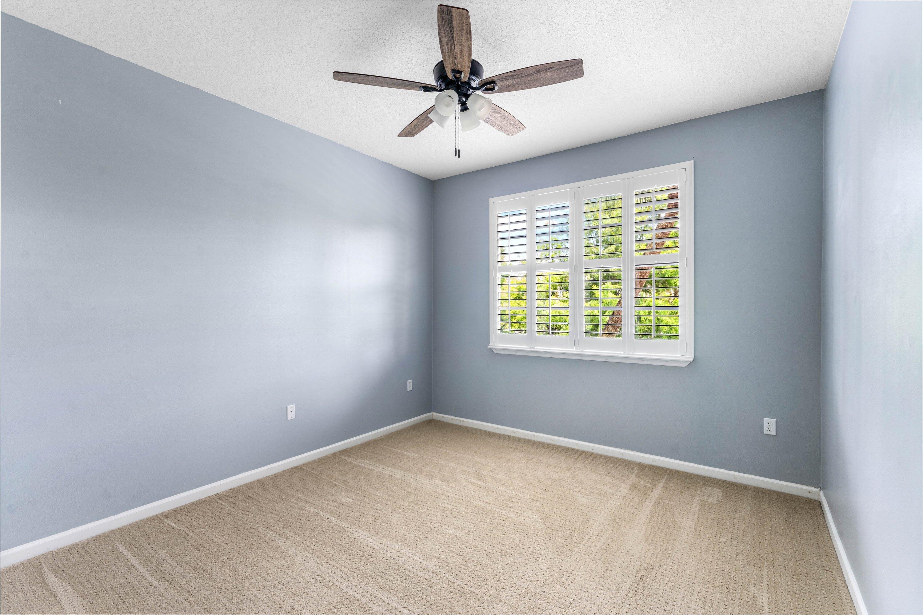 10106 W Myrtlewood Cir, Palm Beach Gardens FL 33418
