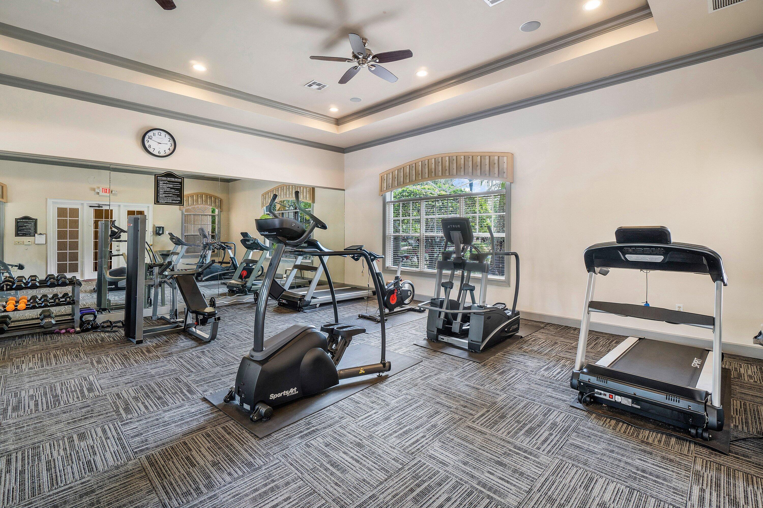 10106 W Myrtlewood Cir, Palm Beach Gardens FL 33418