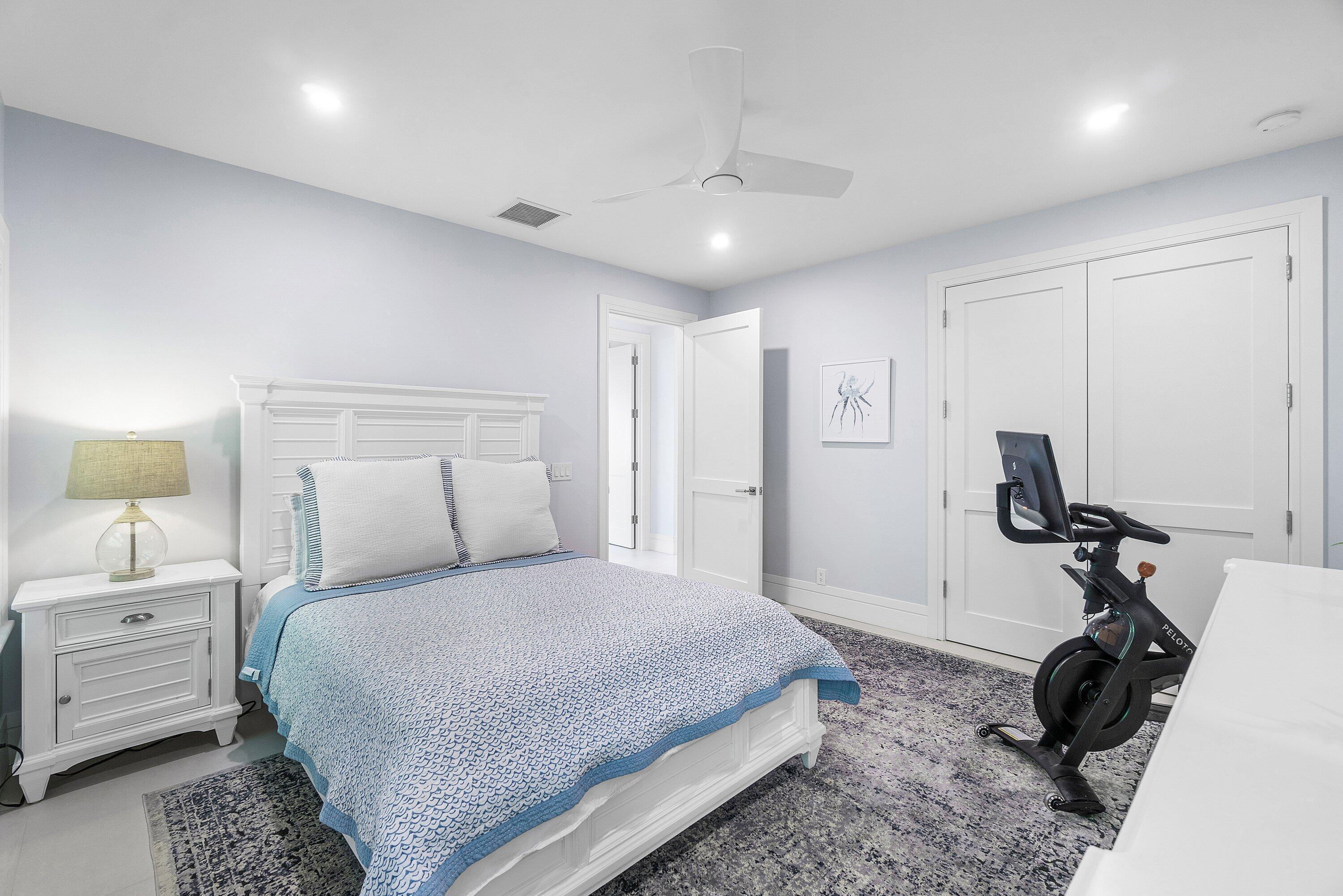 917 SW 36th, Boynton Beach FL 33435