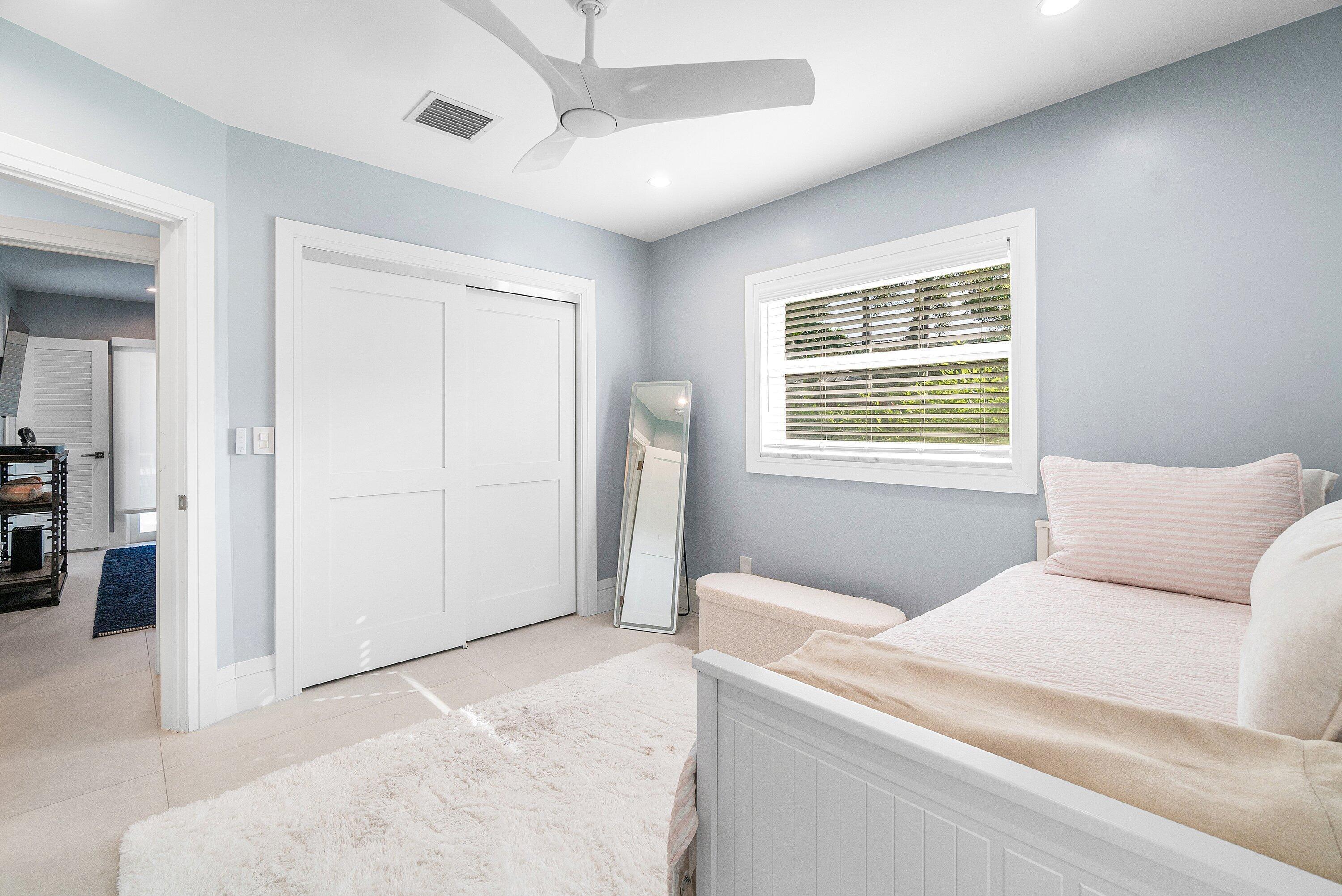 917 SW 36th, Boynton Beach FL 33435