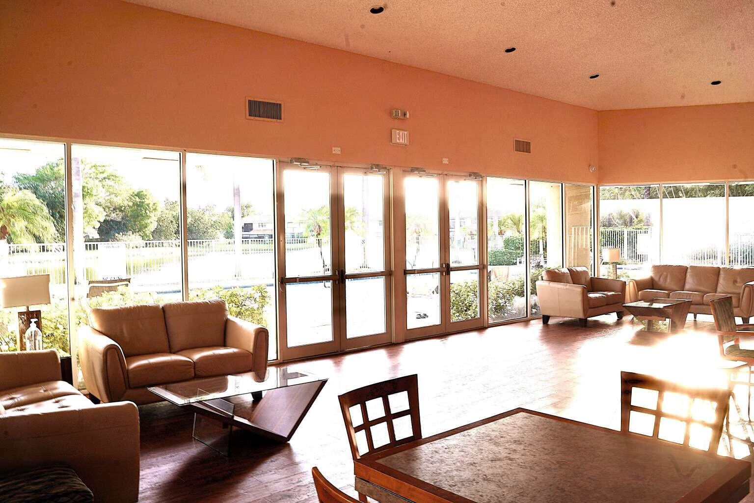 8088 Vía Di Veneto, Boca Raton FL 33496