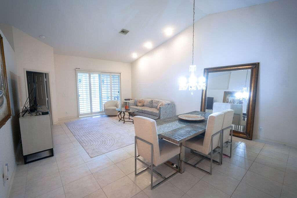 8088 Vía Di Veneto, Boca Raton FL 33496