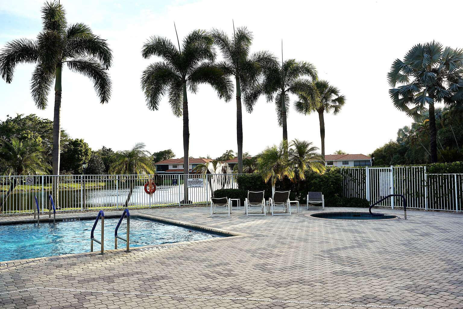 8088 Vía Di Veneto, Boca Raton FL 33496