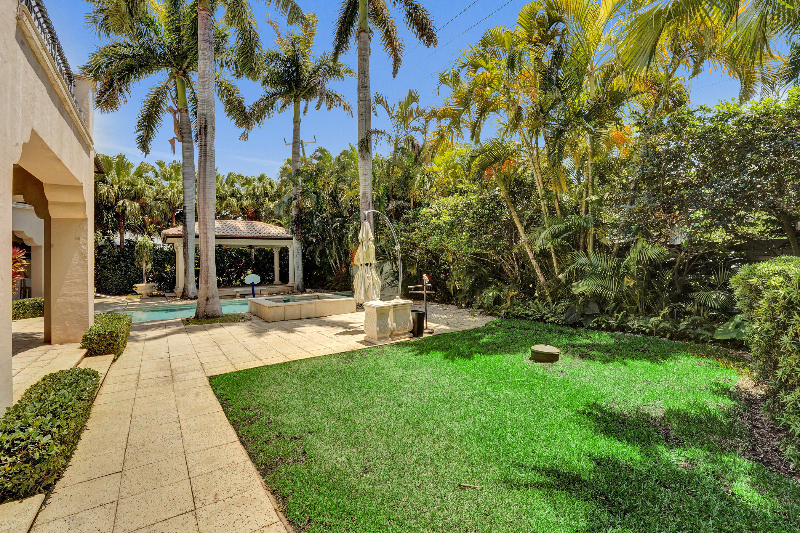 1212 E Lake, Fort Lauderdale FL 33316