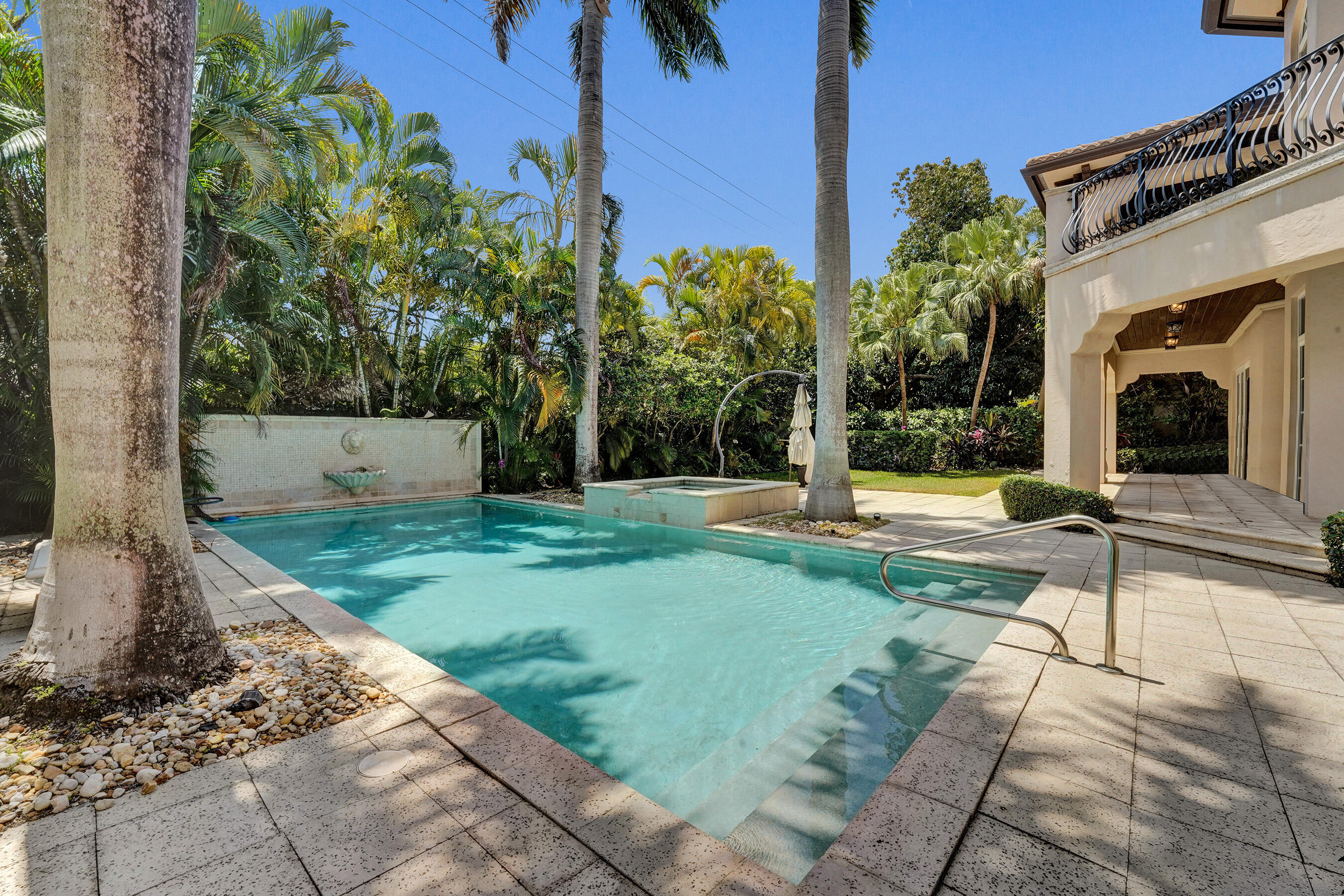 1212 E Lake, Fort Lauderdale FL 33316