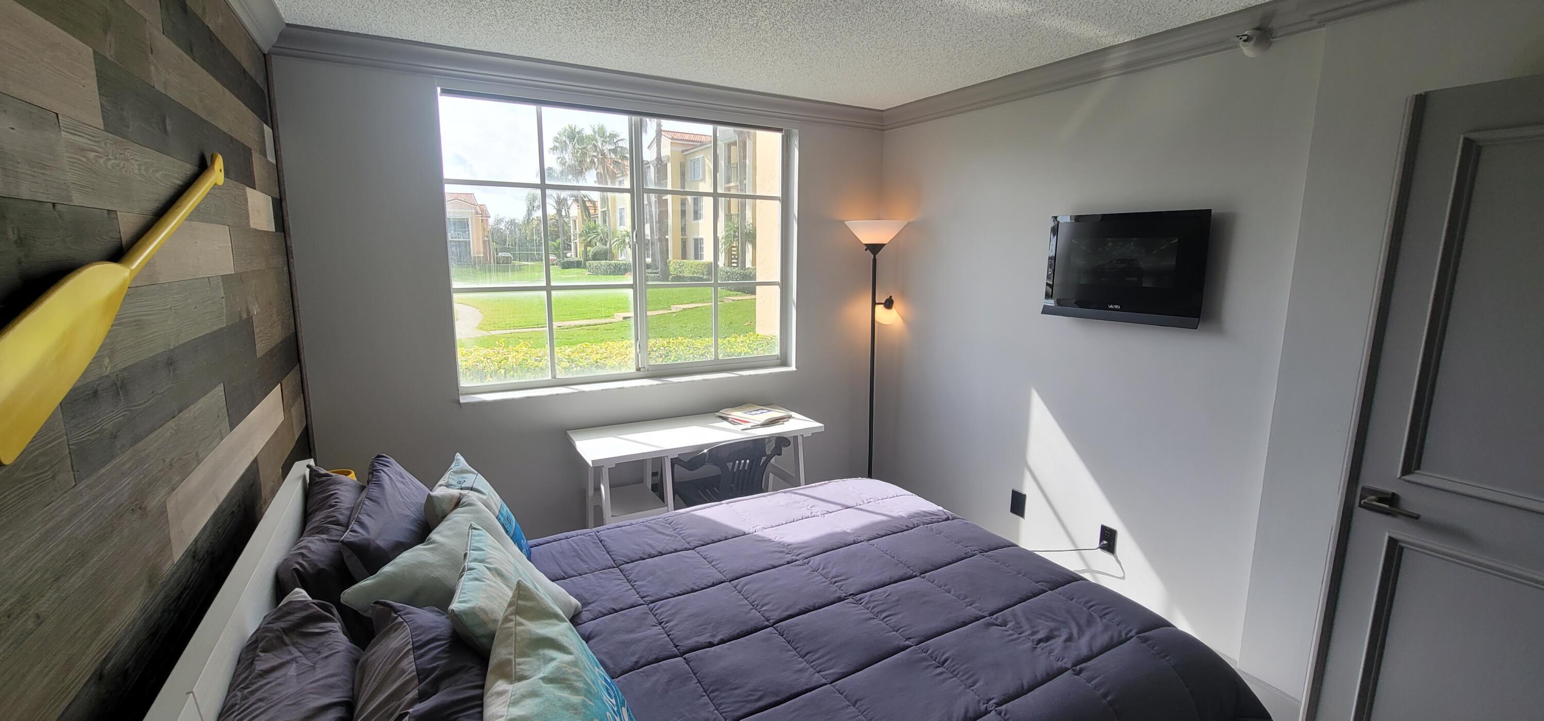 145 Yacht Club #112, Hypoluxo FL 33462