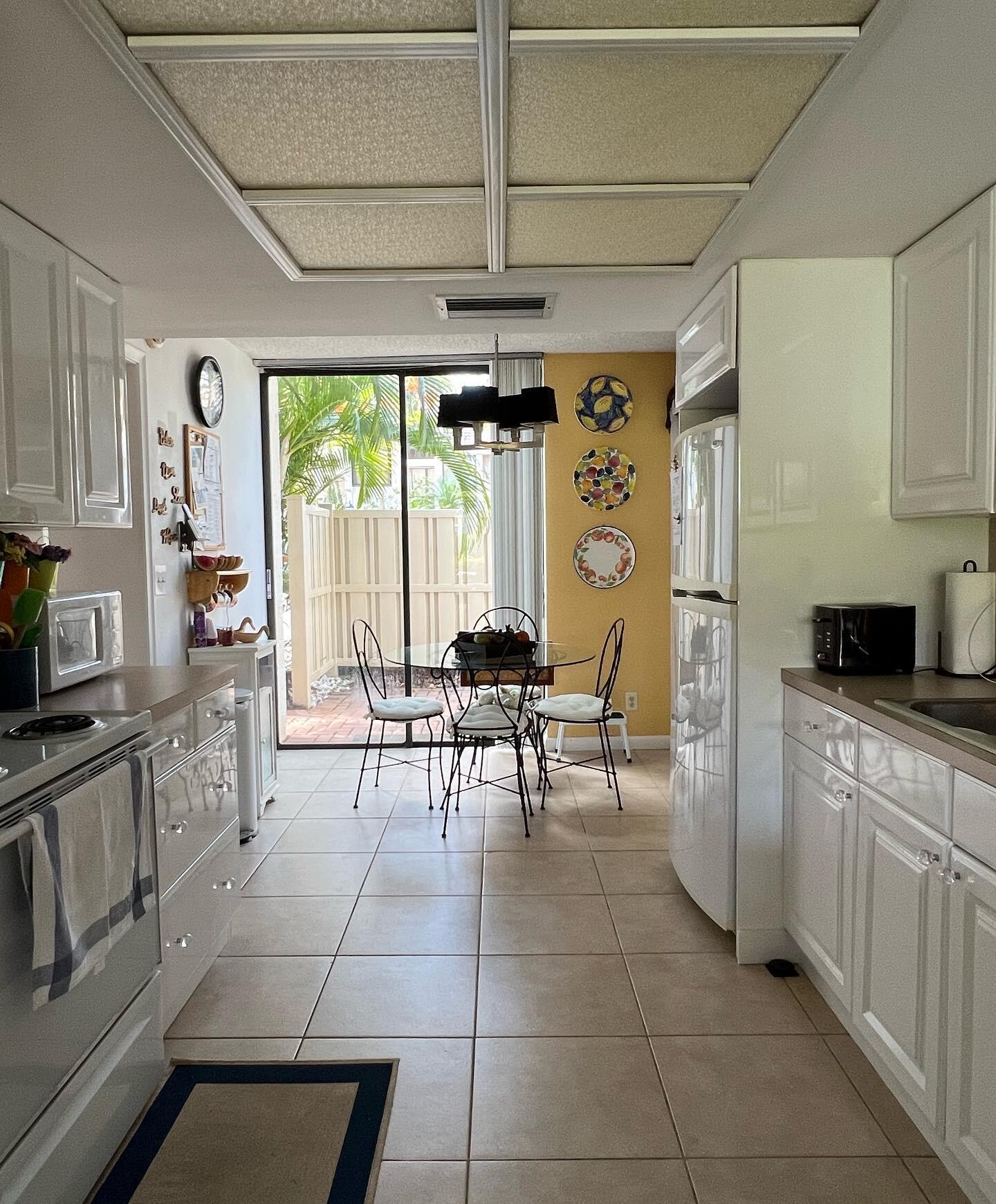1002 Bridgewood #1002, Boca Raton FL 33434
