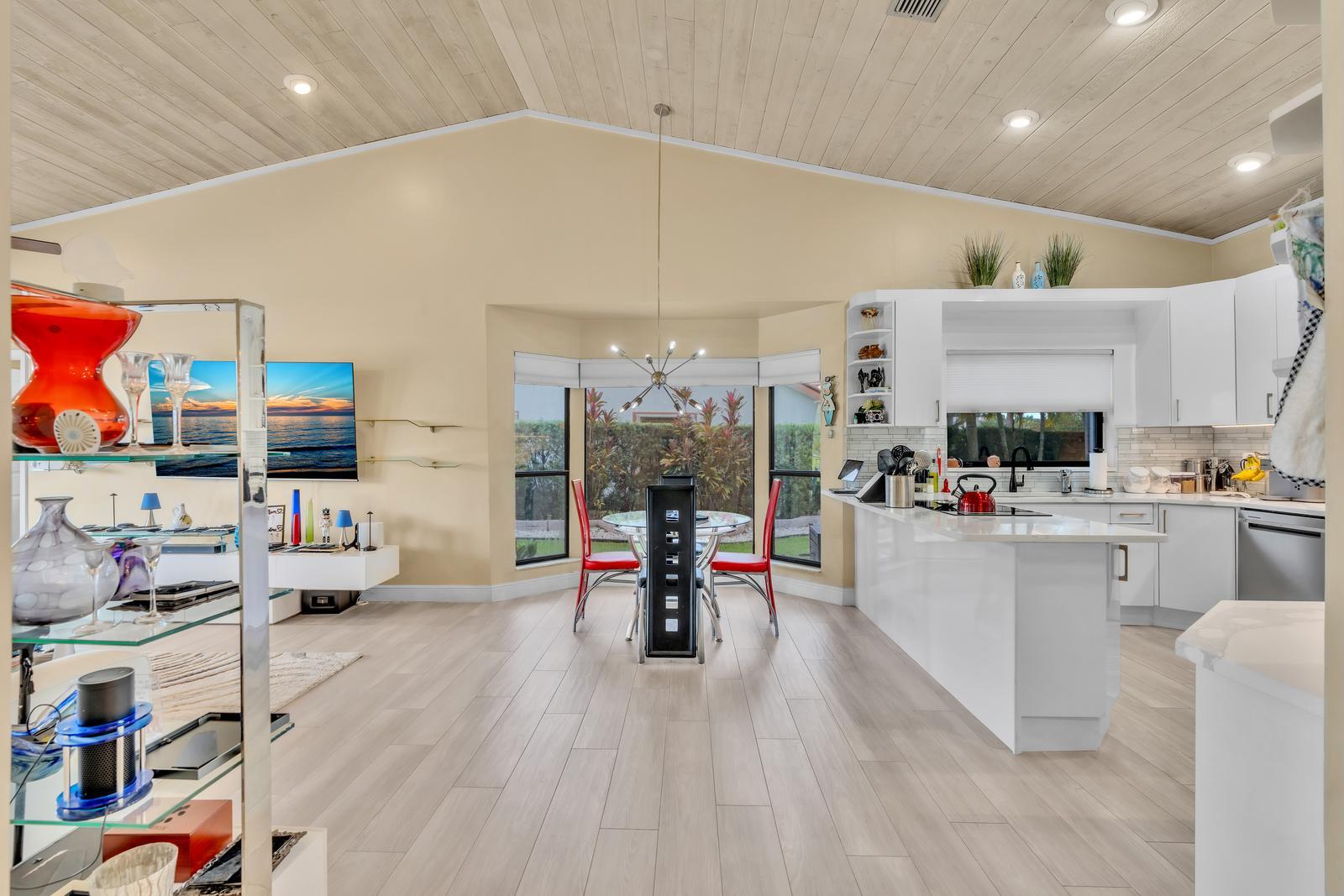 7640 NW 87th, Tamarac FL 33321