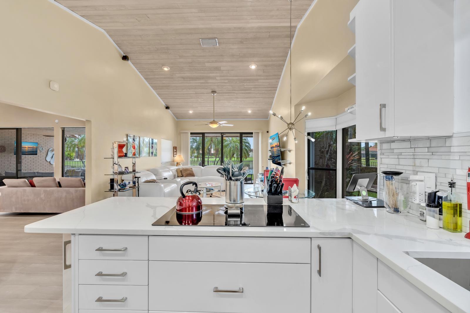 7640 NW 87th, Tamarac FL 33321