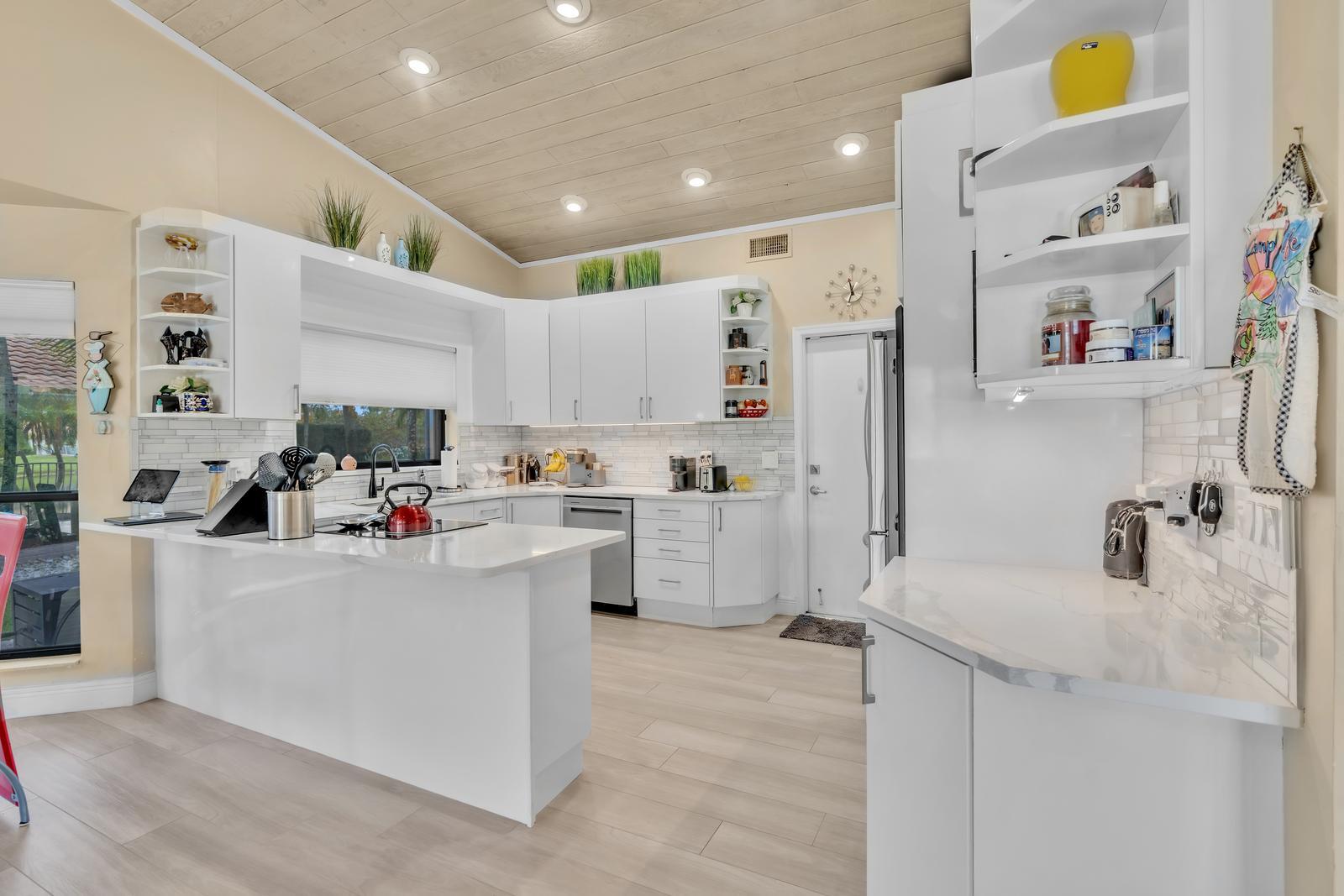 7640 NW 87th, Tamarac FL 33321