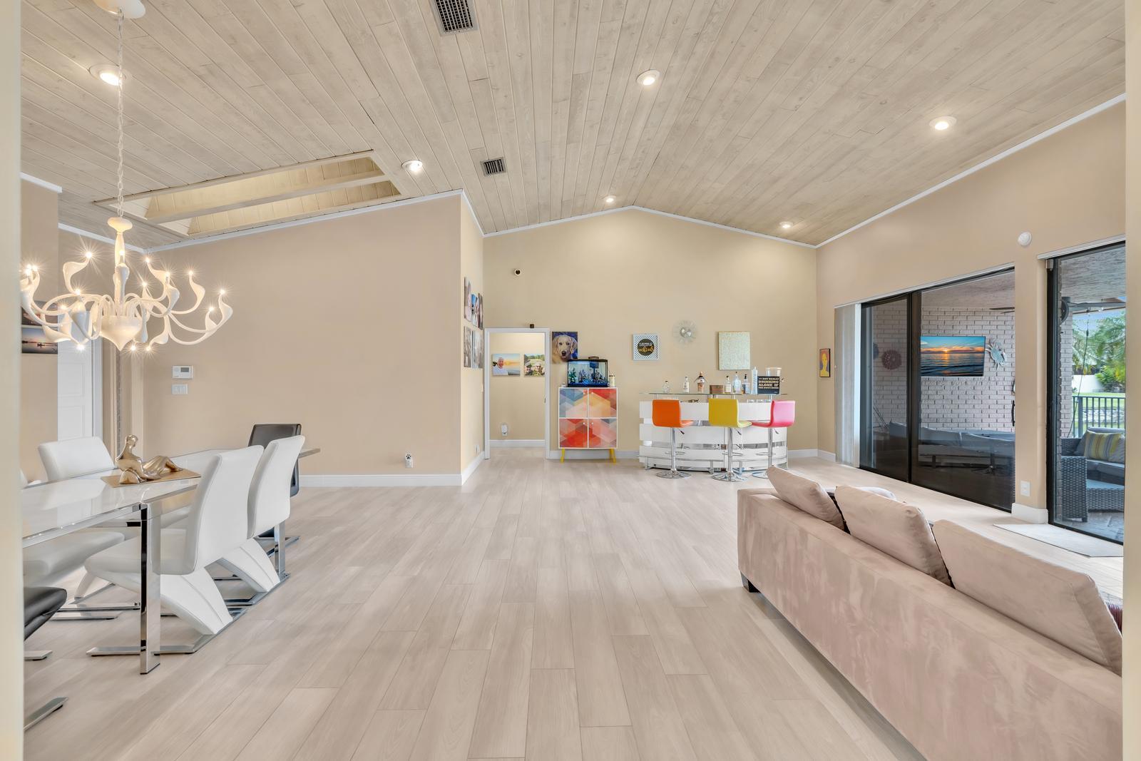 7640 NW 87th, Tamarac FL 33321