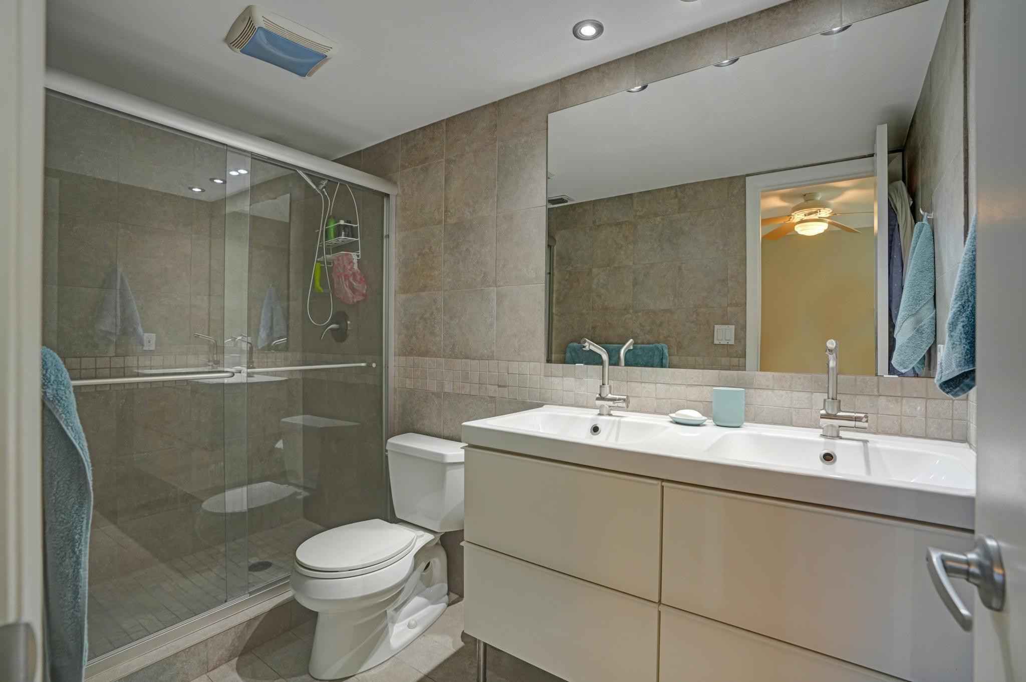 1831 Sabal Palm #202, Davie FL 33324