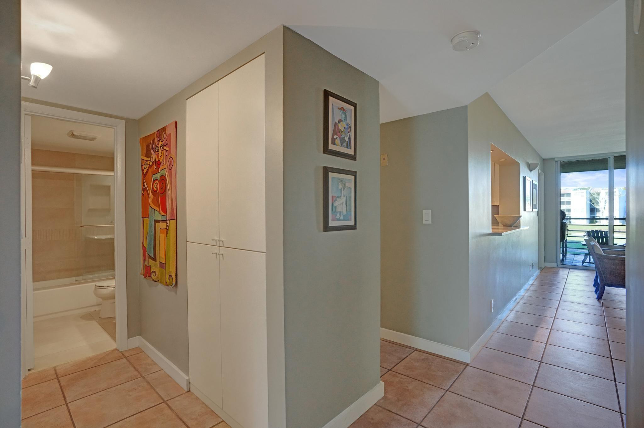 1831 Sabal Palm #202, Davie FL 33324