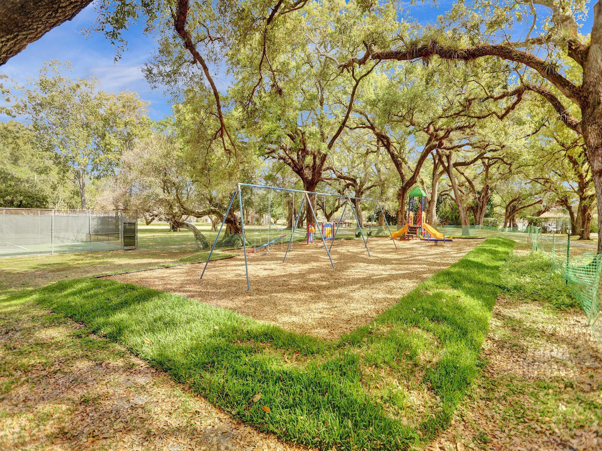 1831 Sabal Palm #202, Davie FL 33324