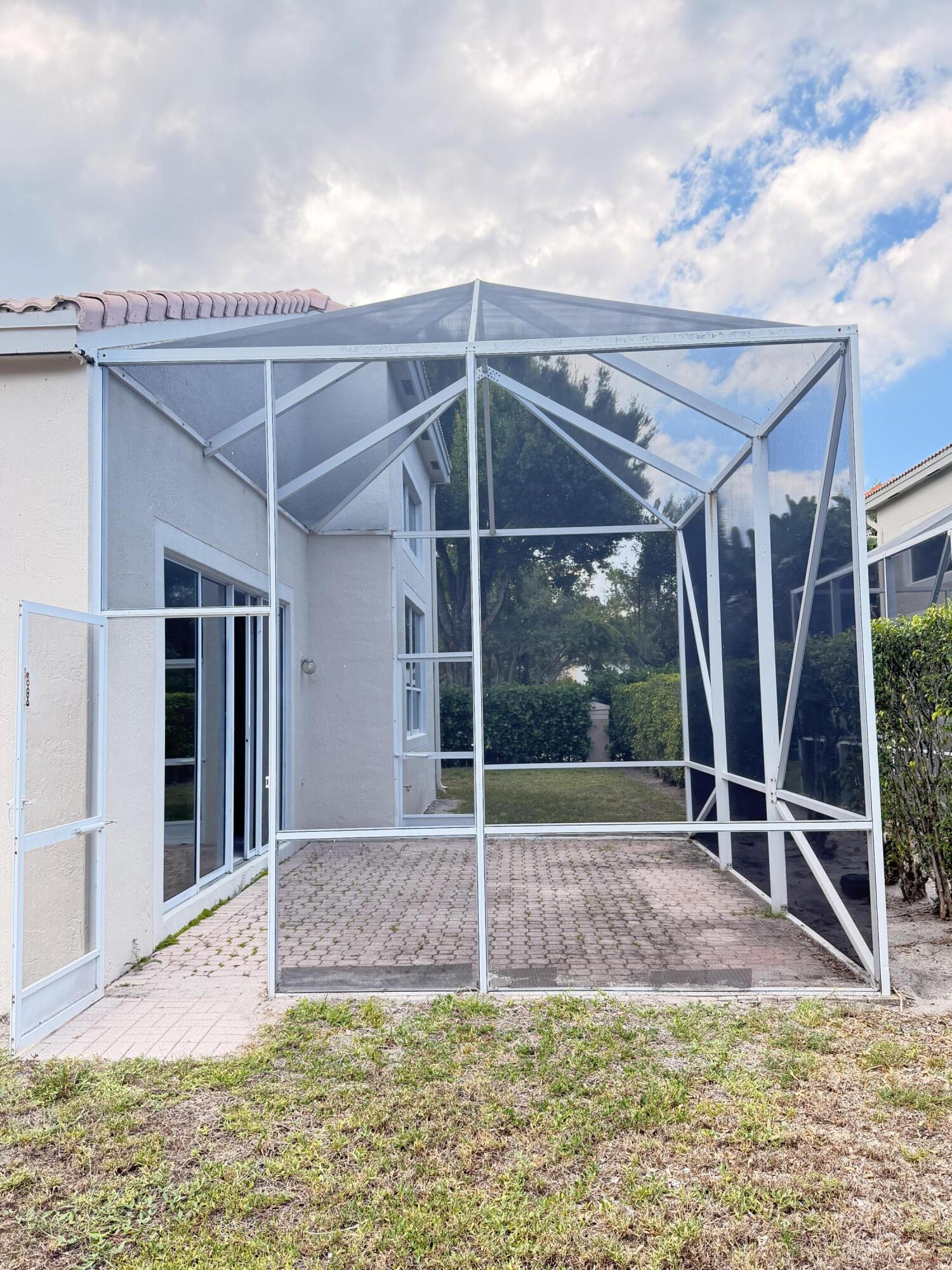 23426 Alzira, Boca Raton FL 33433