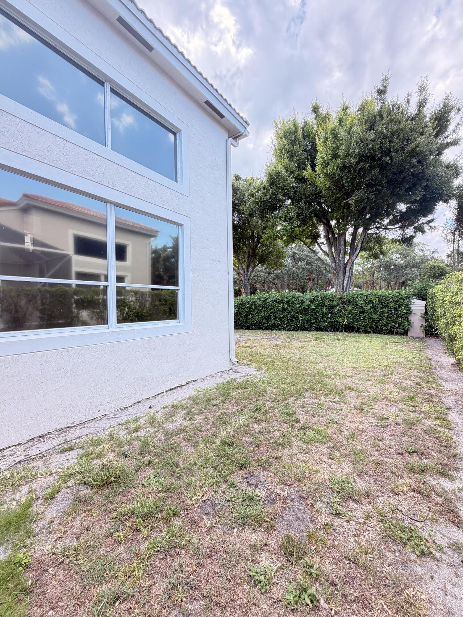 23426 Alzira, Boca Raton FL 33433