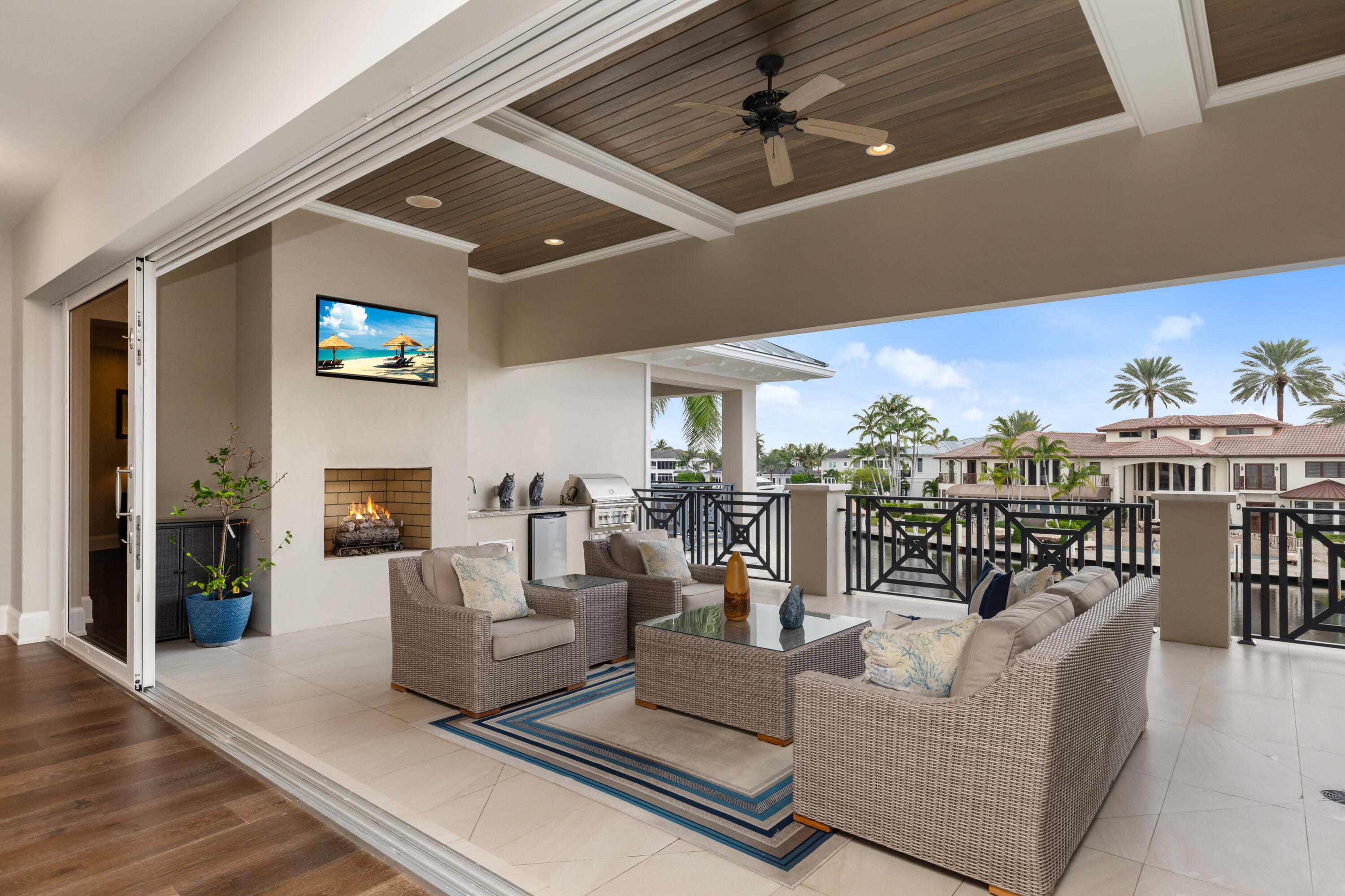 3211 NE 27th, Lighthouse Point FL 33064