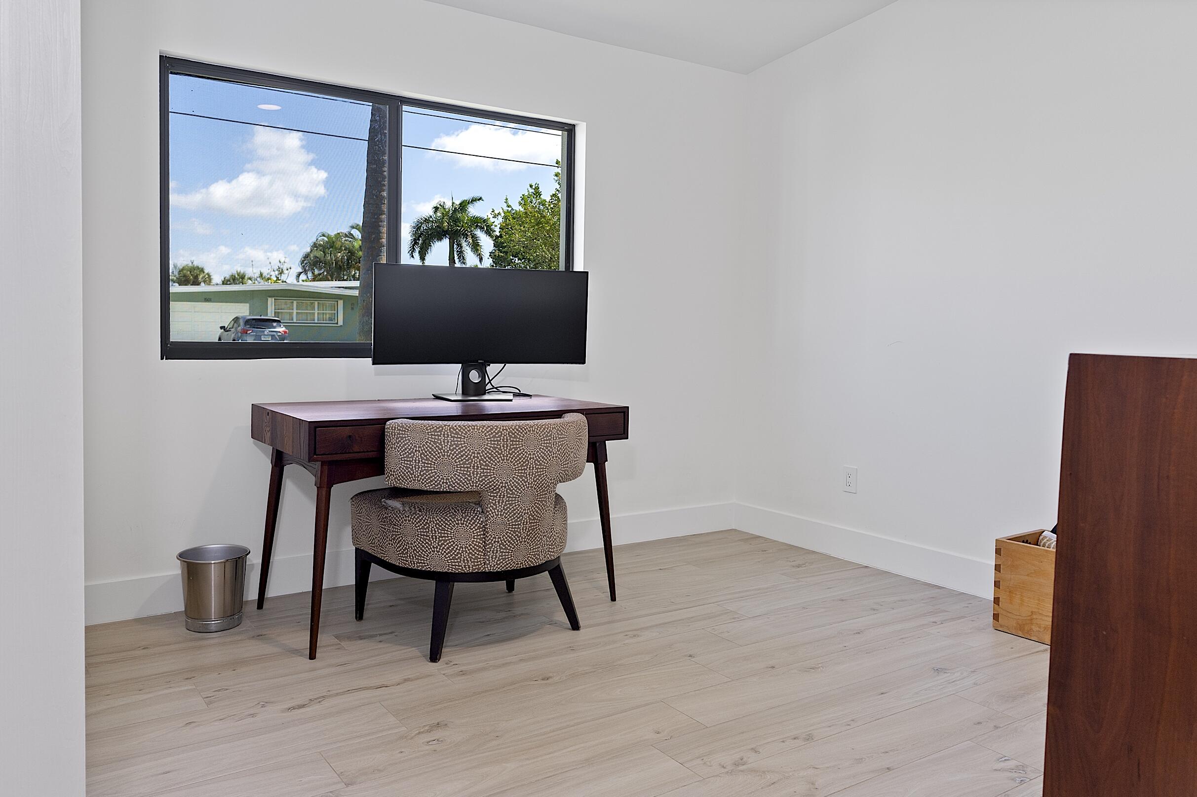 1510 Carandis, Lake Clarke Shores FL 33406
