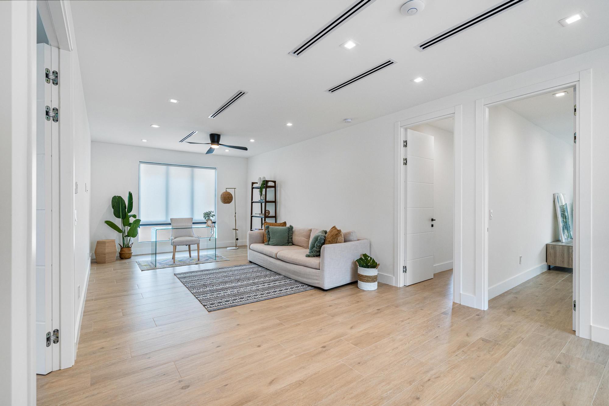 719 N Victoria Park, Fort Lauderdale FL 33304