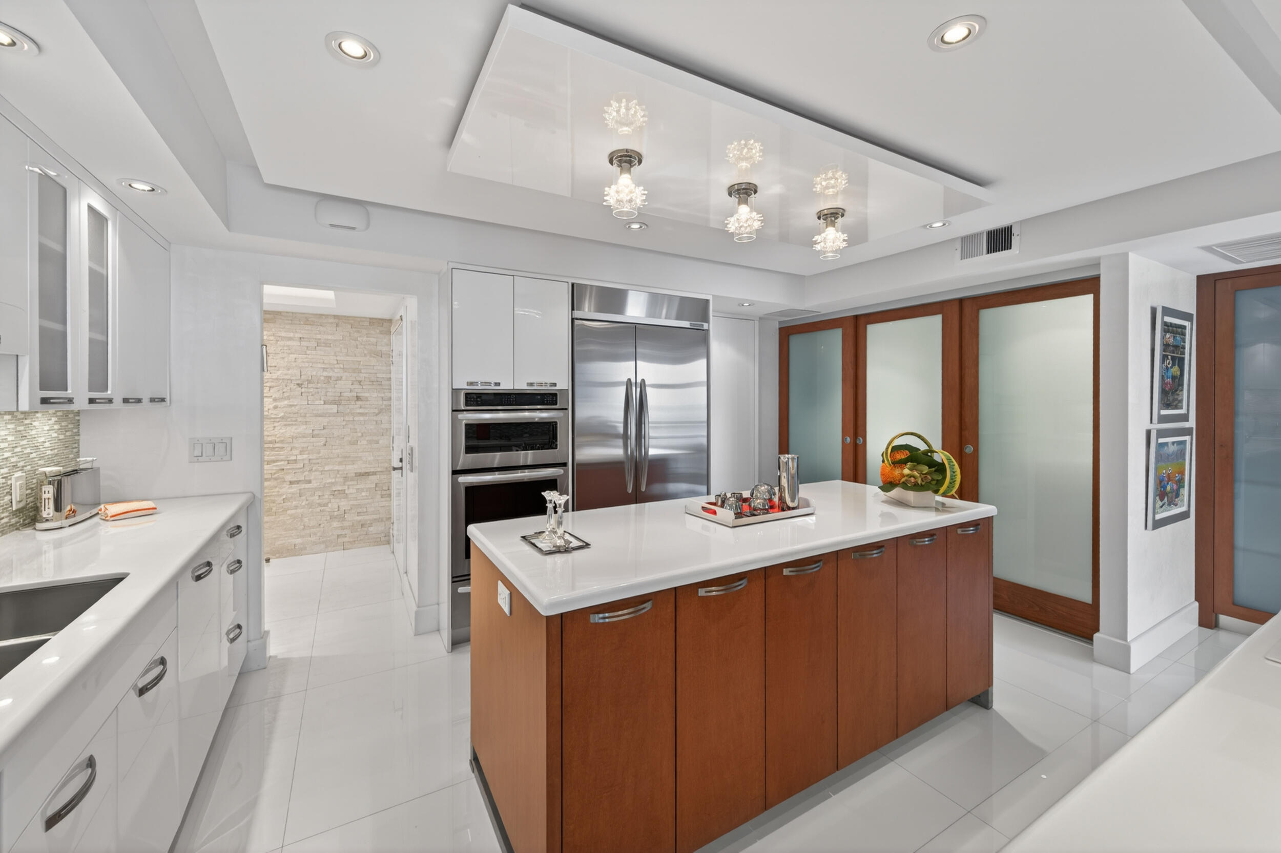 10155 Collins #1401, Bal Harbour FL 33154