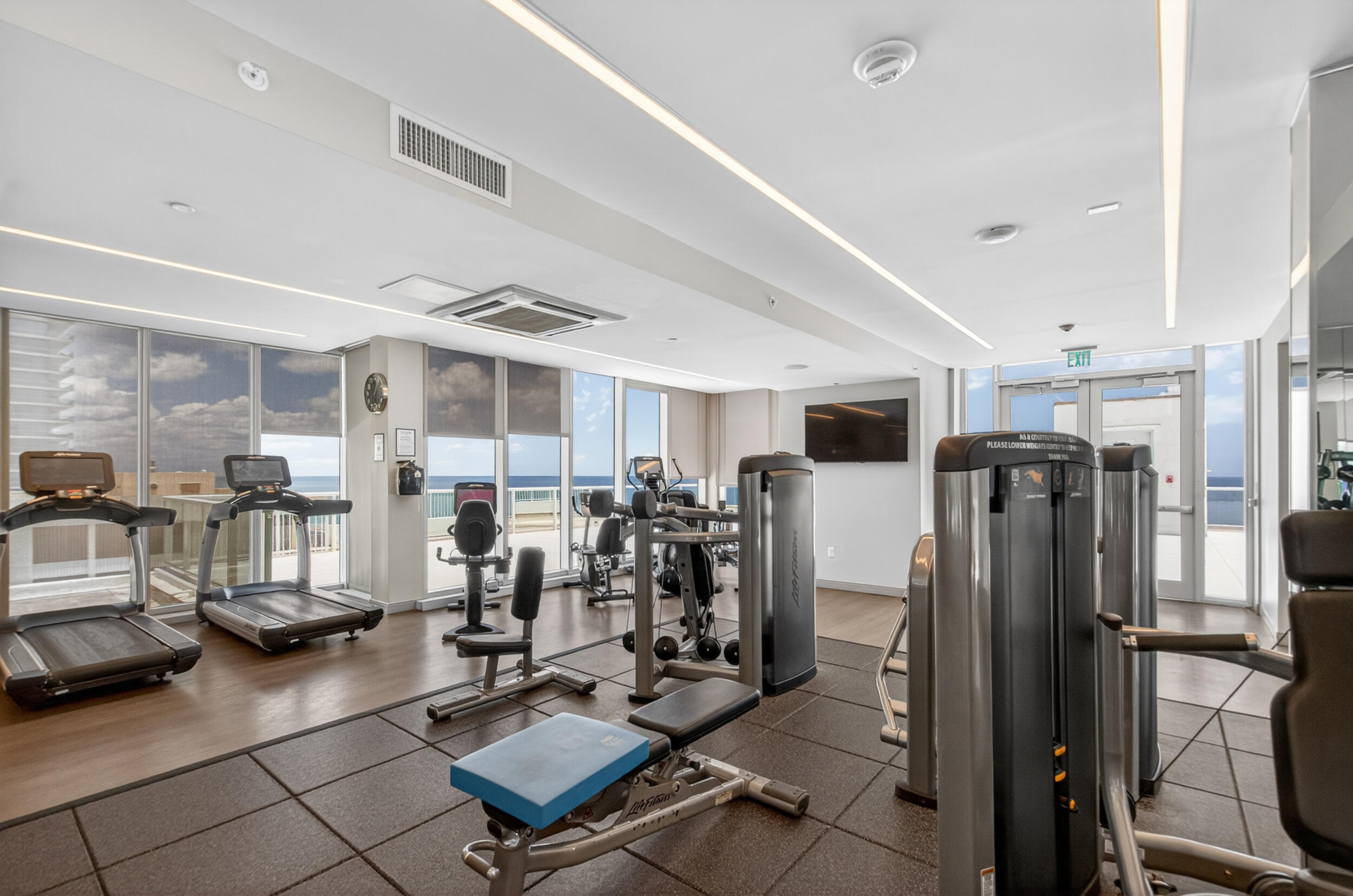 10155 Collins #1401, Bal Harbour FL 33154