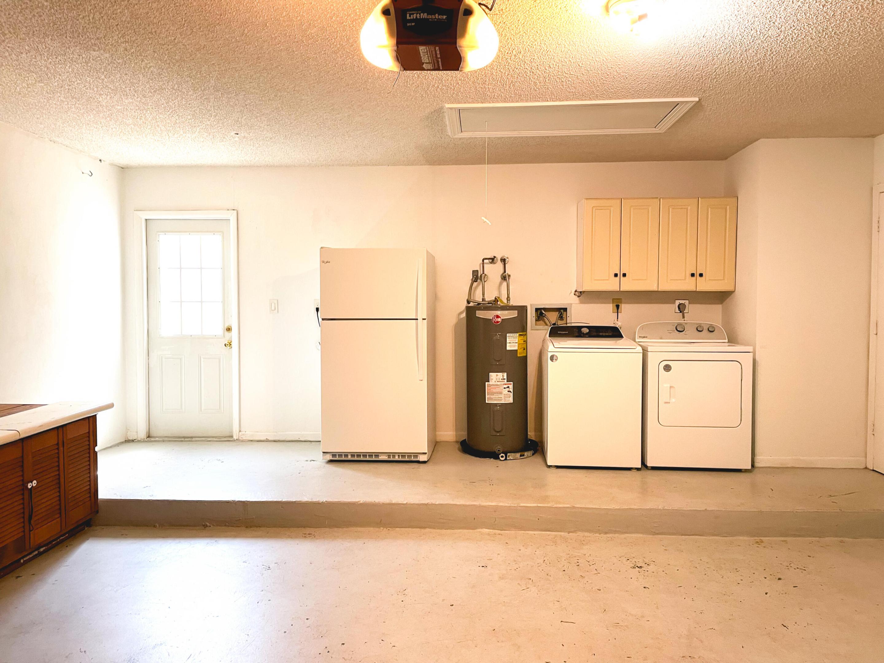 5851 Bristol, Davie FL 33331