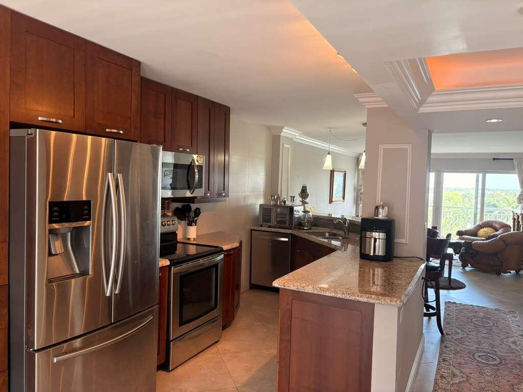 2611 N Riverside #Apt 703, Pompano Beach FL 33062