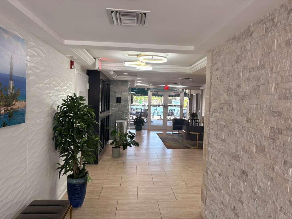 2611 N Riverside #Apt 703, Pompano Beach FL 33062