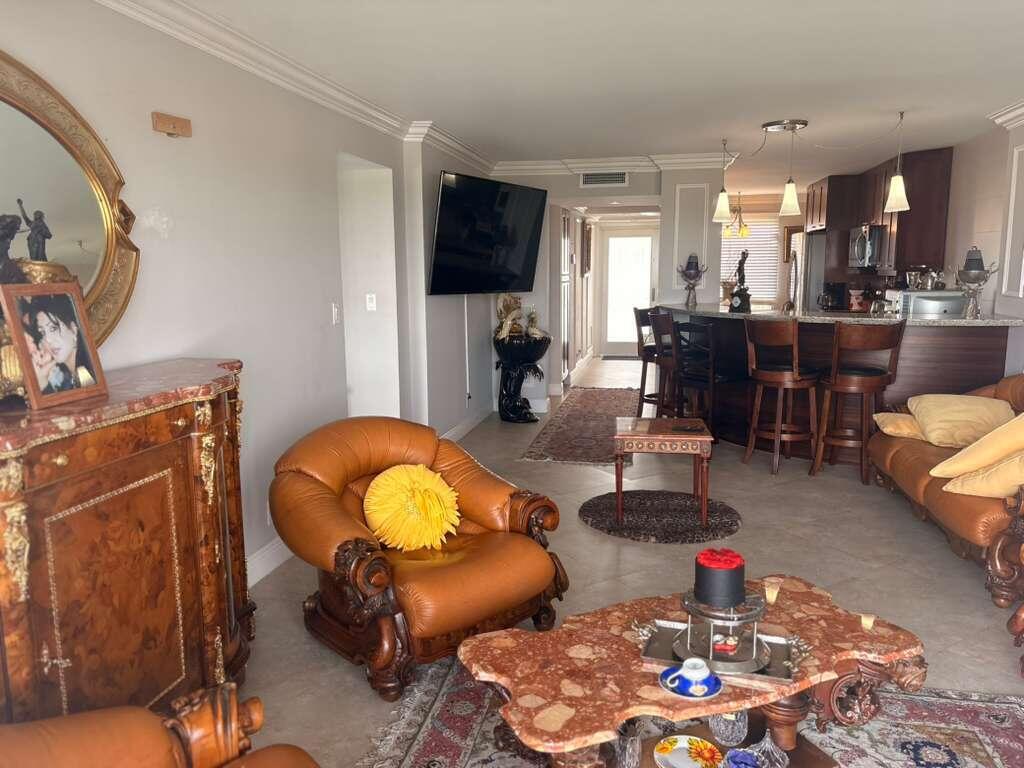 2611 N Riverside #Apt 703, Pompano Beach FL 33062