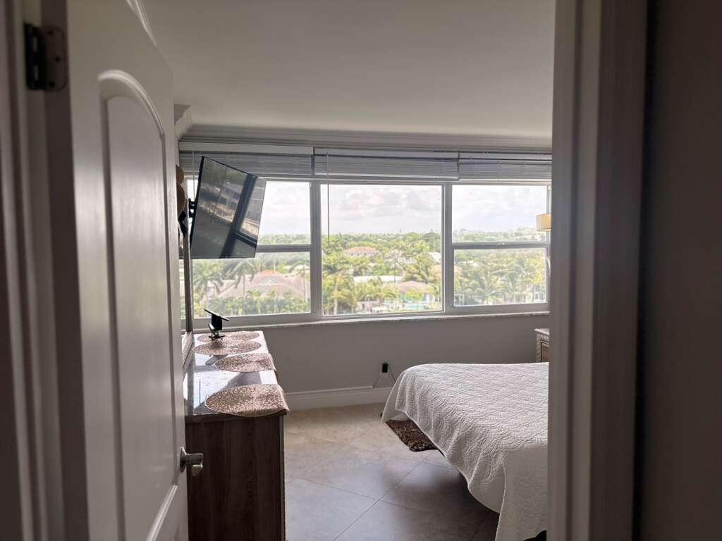 2611 N Riverside #Apt 703, Pompano Beach FL 33062