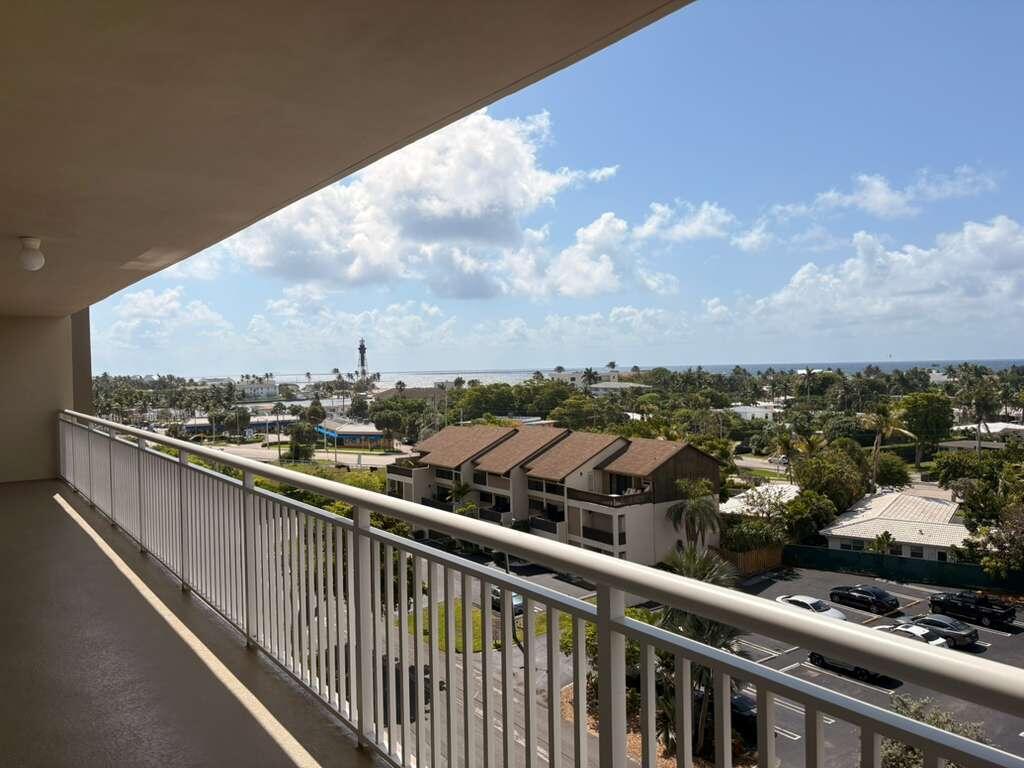2611 N Riverside #Apt 703, Pompano Beach FL 33062