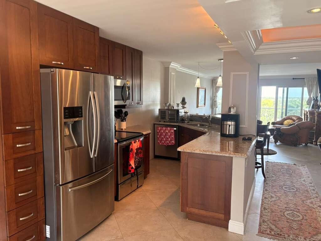 2611 N Riverside #Apt 703, Pompano Beach FL 33062