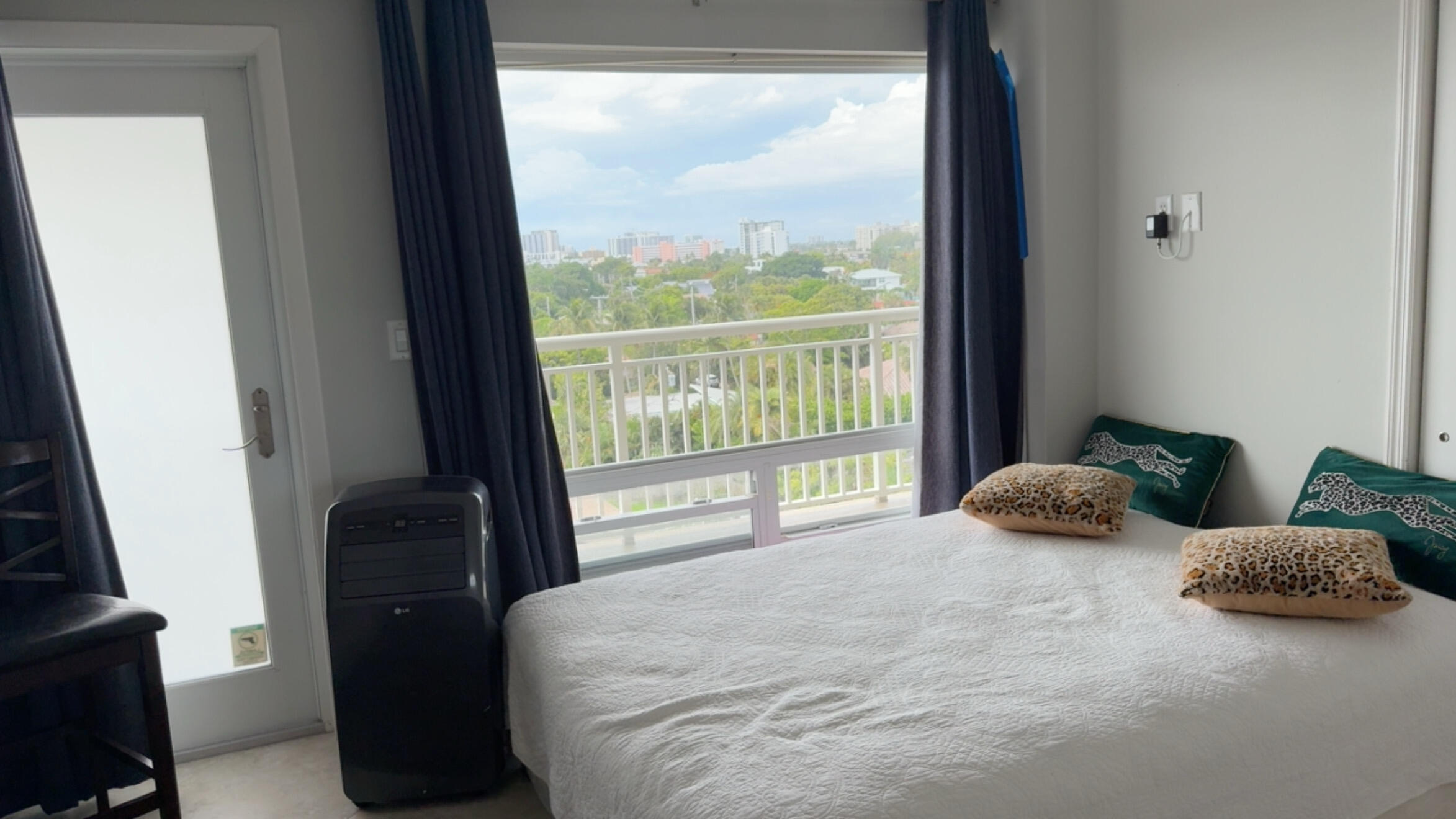 2611 N Riverside #Apt 703, Pompano Beach FL 33062
