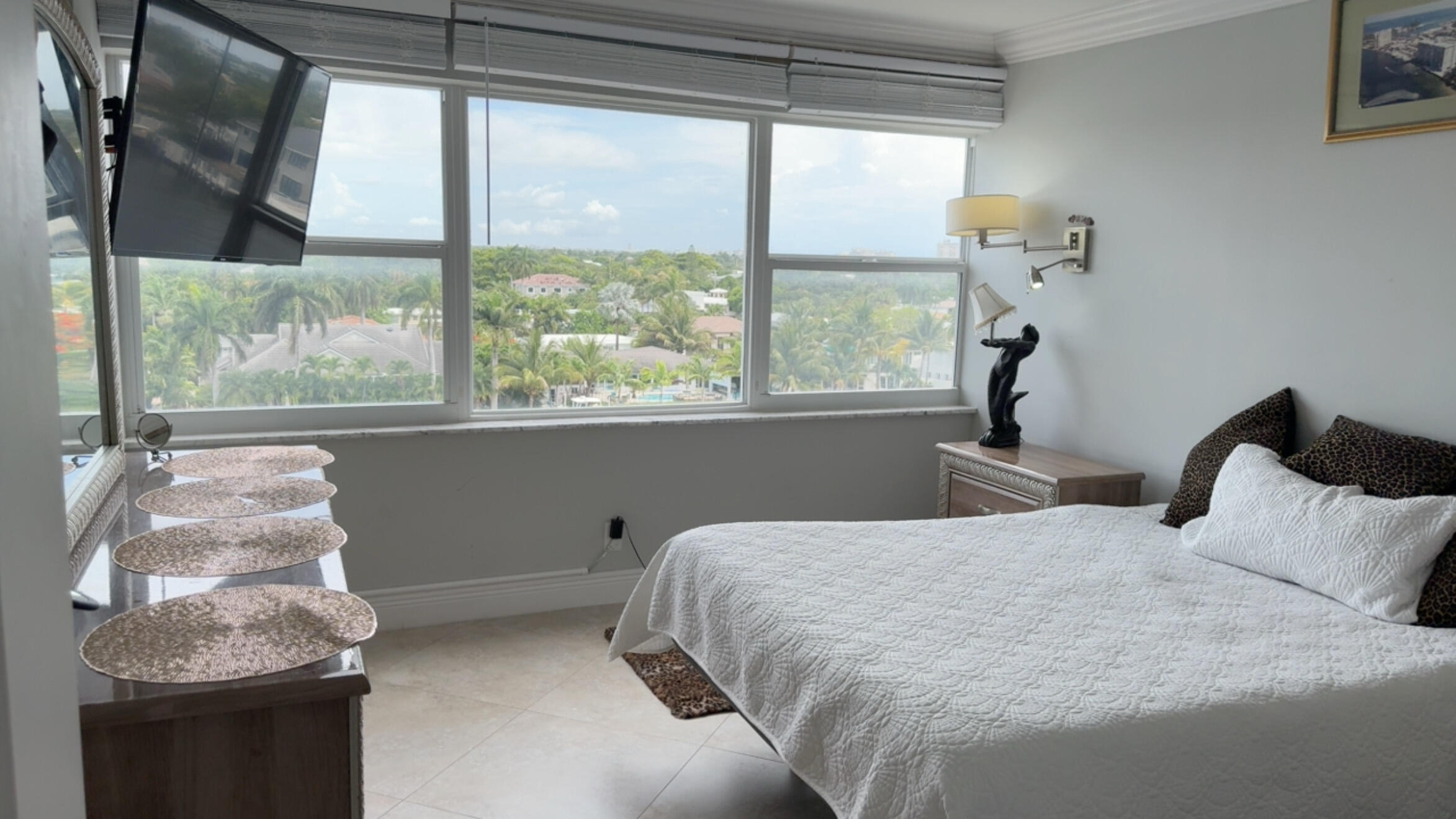 2611 N Riverside #Apt 703, Pompano Beach FL 33062