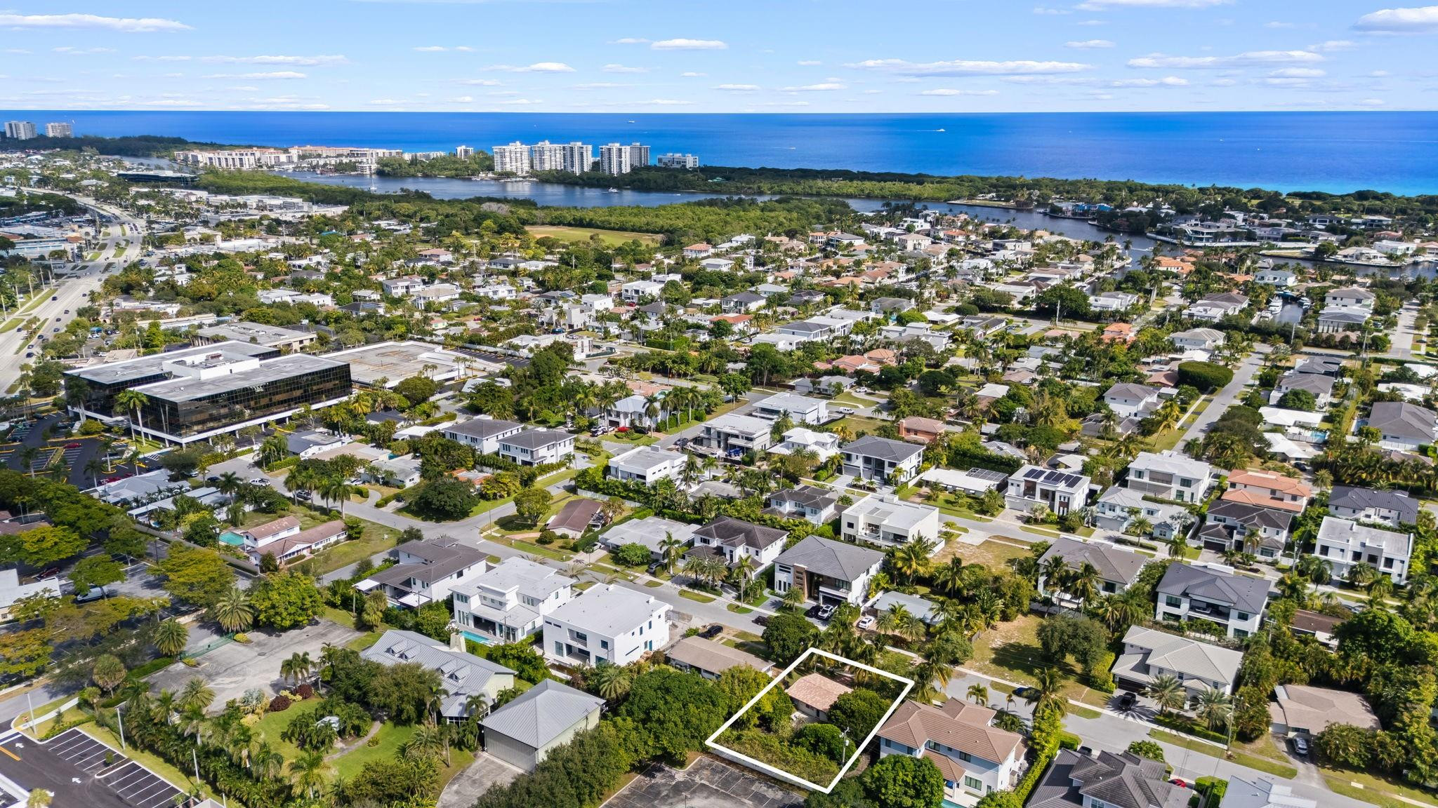 1001 NE 2nd, Boca Raton FL 33432