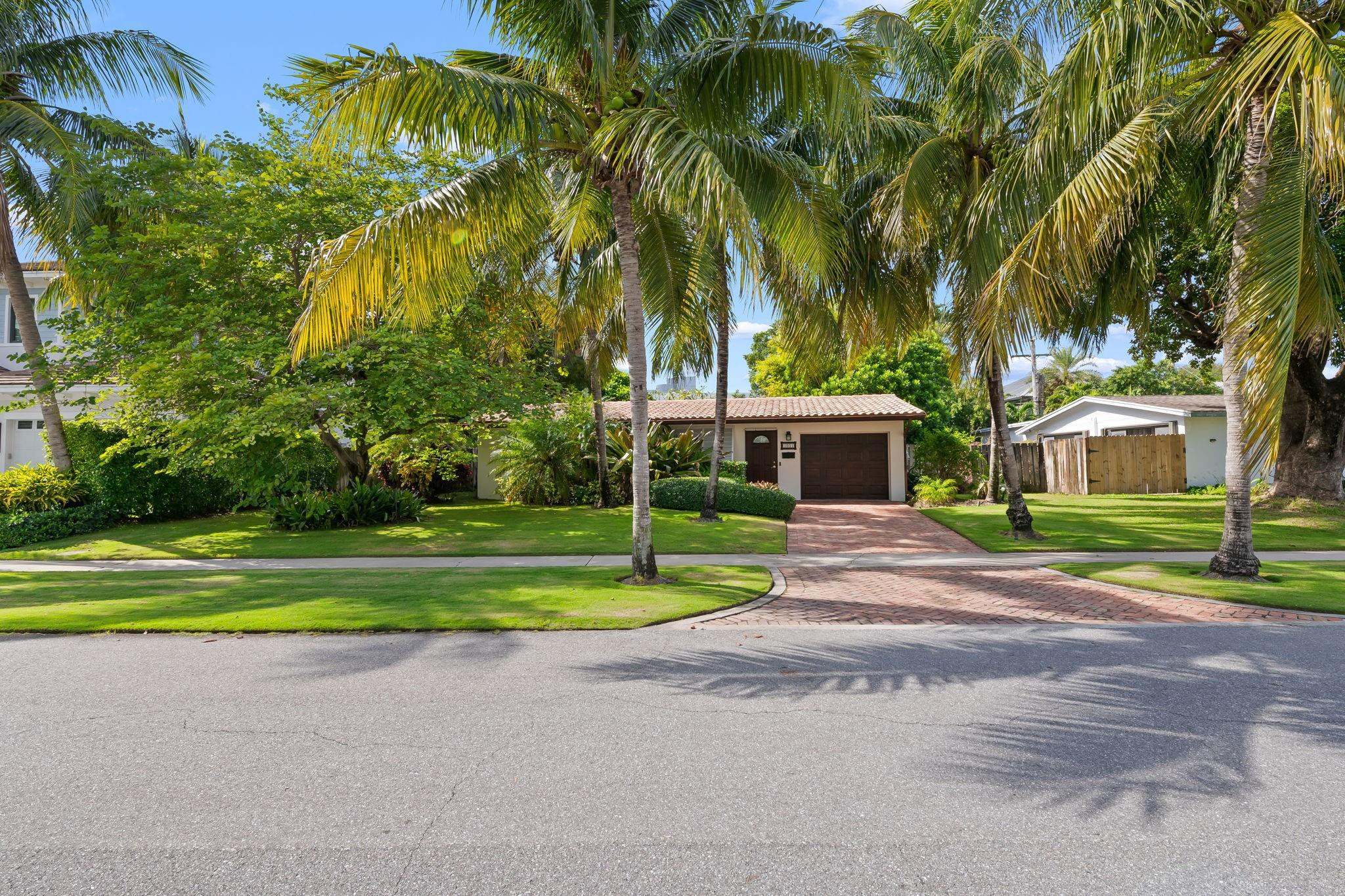 1001 NE 2nd, Boca Raton FL 33432