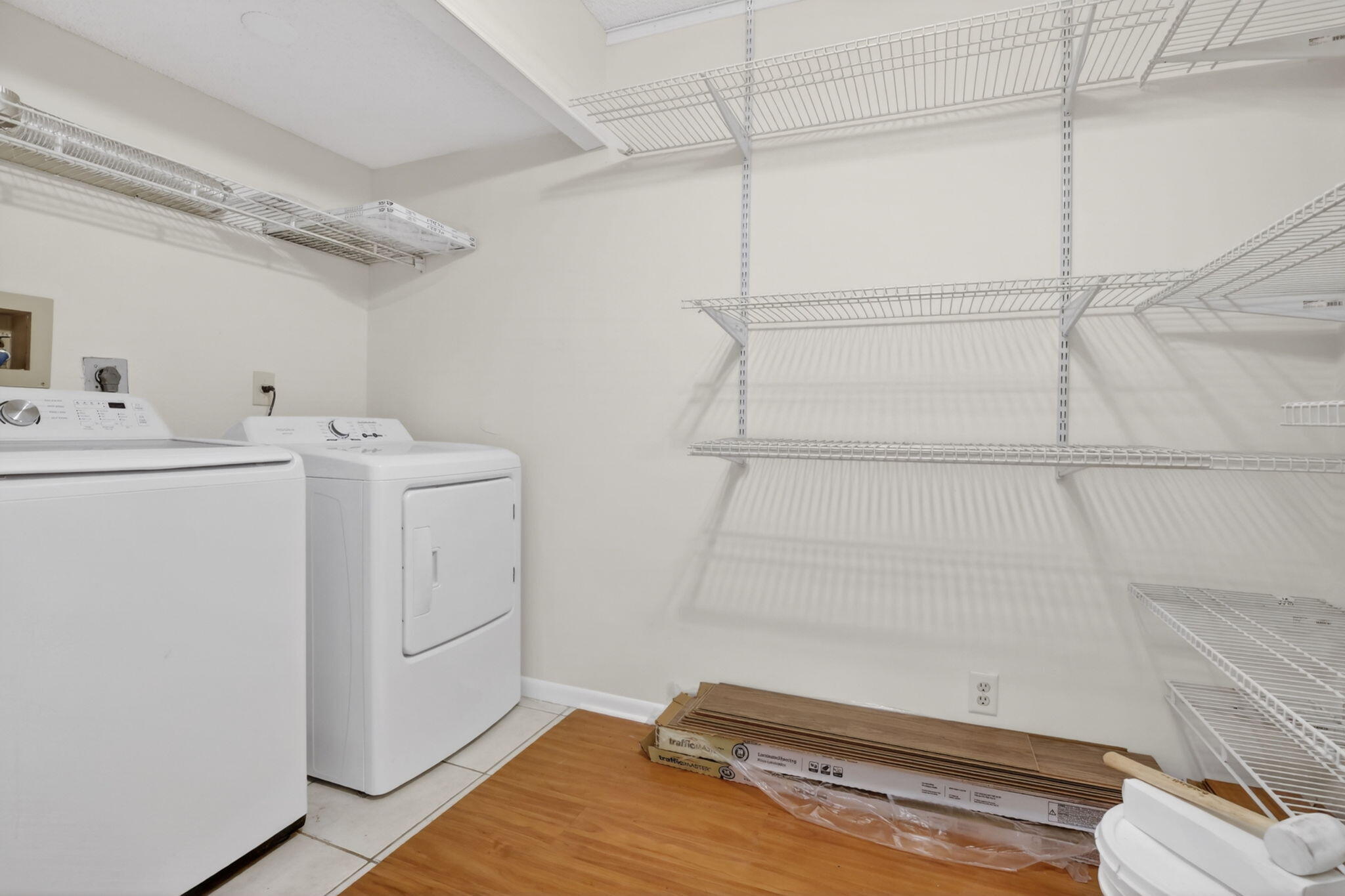 8030 Hampton #414, North Lauderdale FL 33068