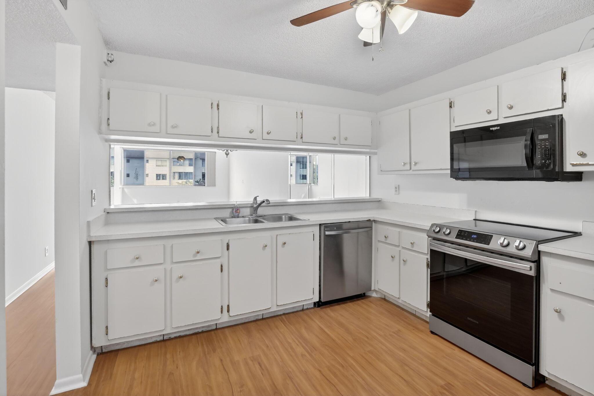 8030 Hampton #414, North Lauderdale FL 33068