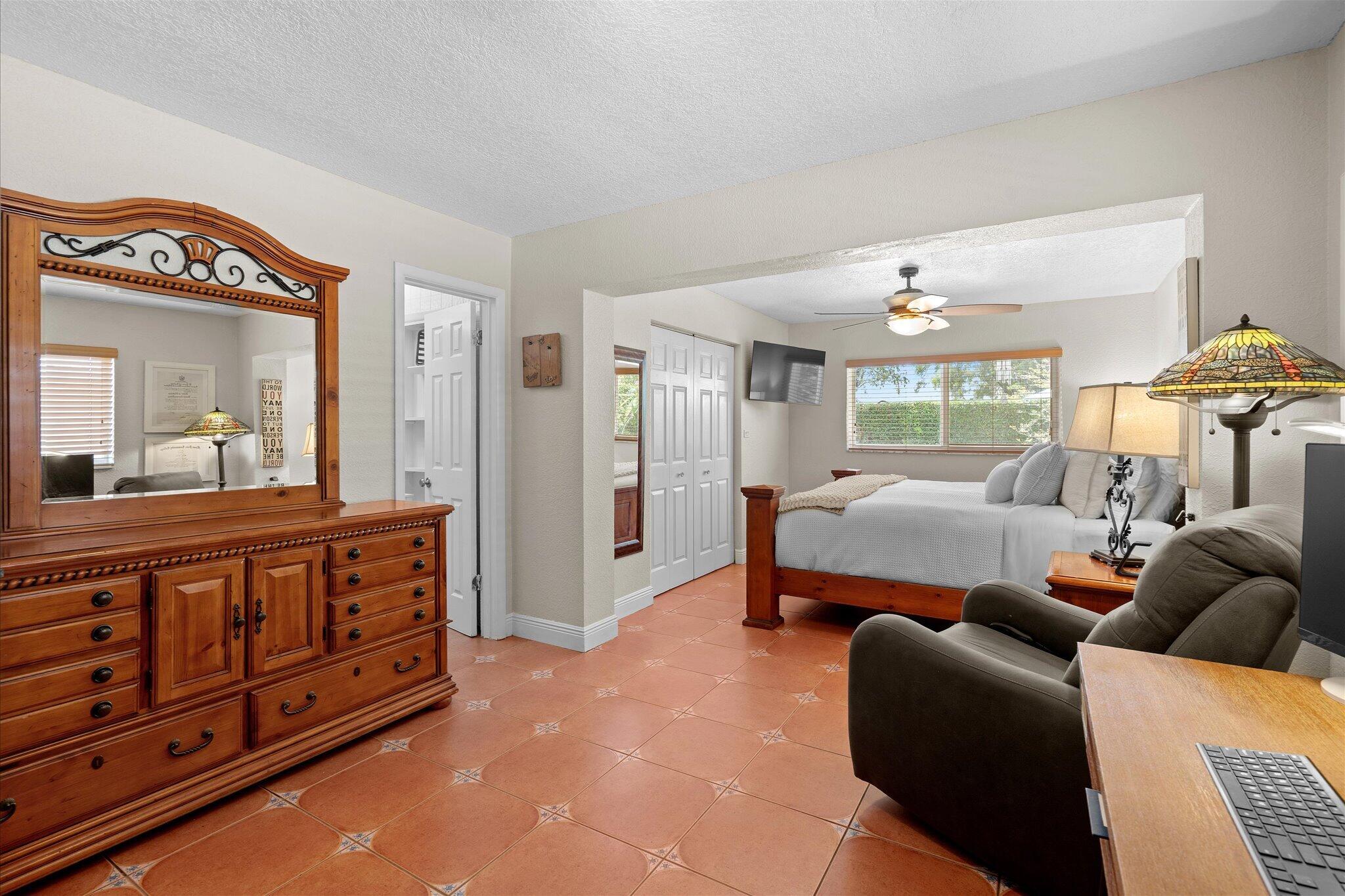8341 SW 14th, Miami FL 33144
