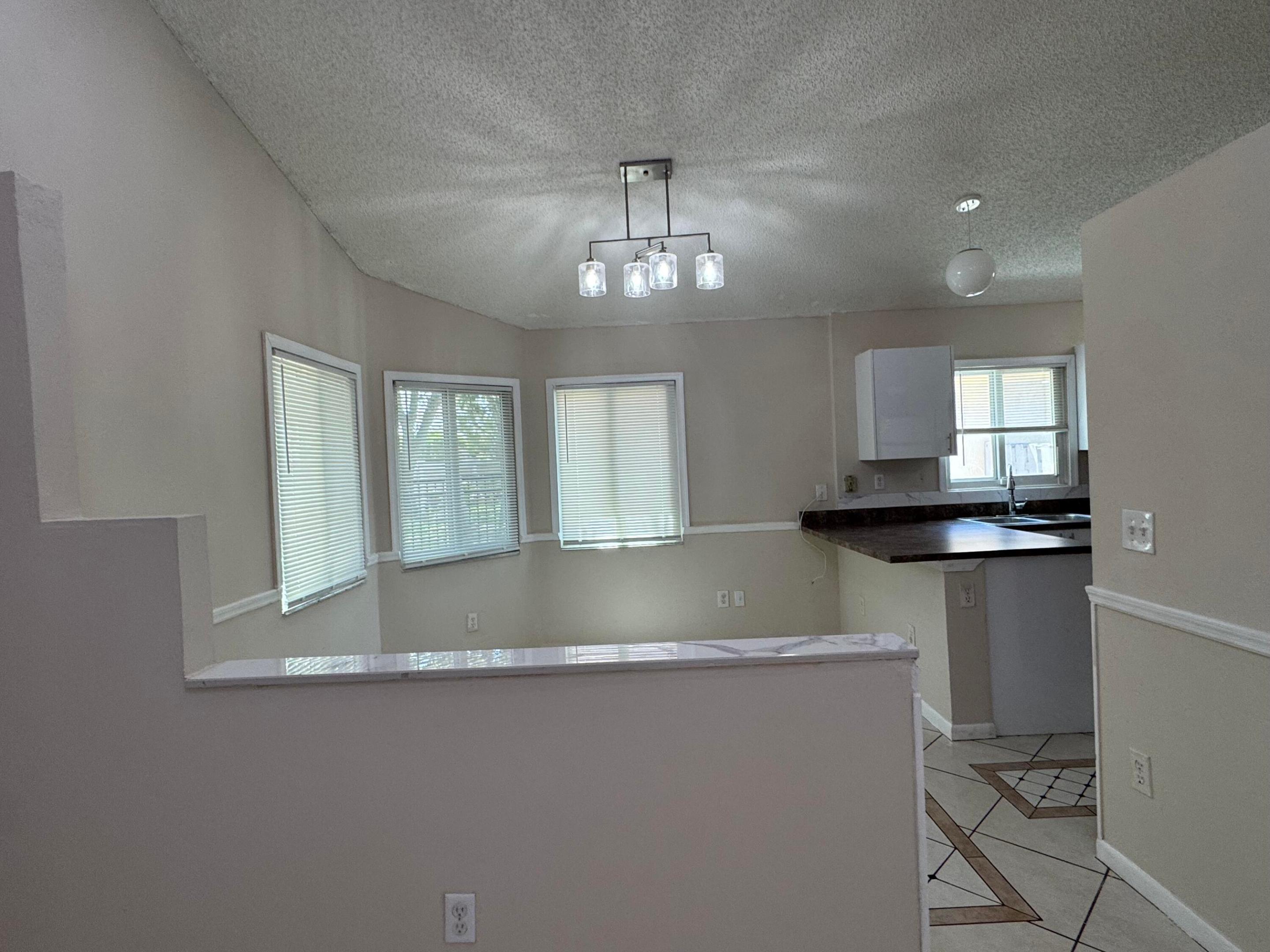 1038 W Jasmine, North Lauderdale FL 33068